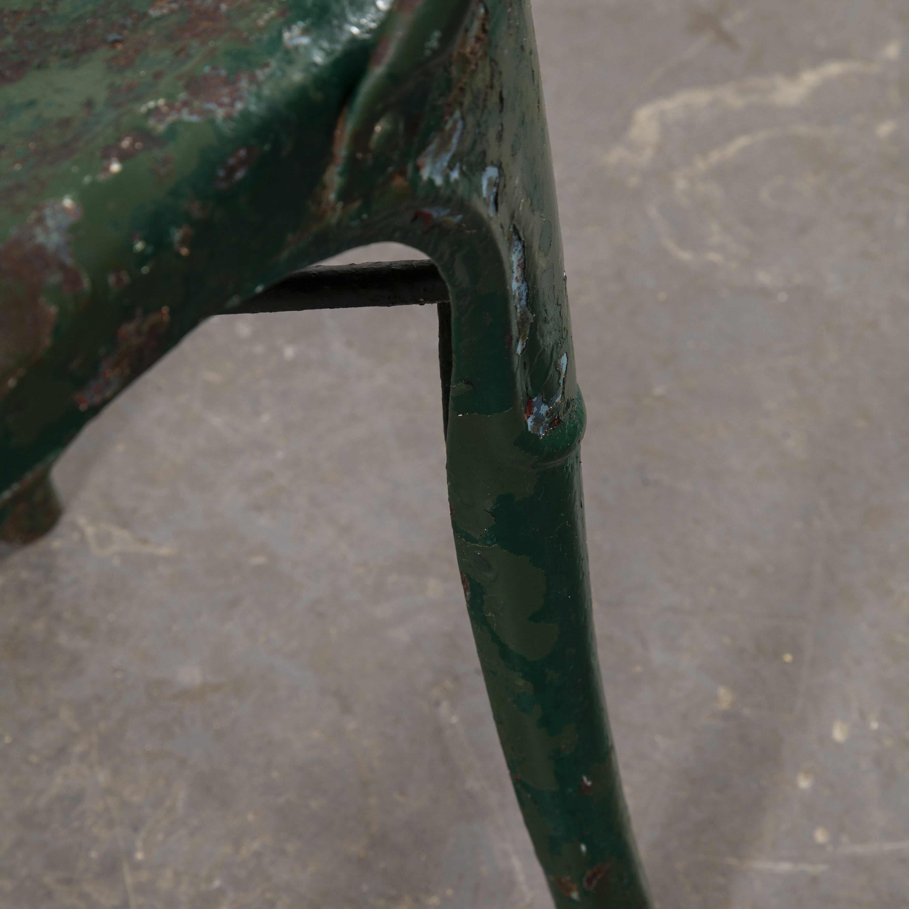 1940s Original Tolix Dining Chair, Model A, Green For Sale 2