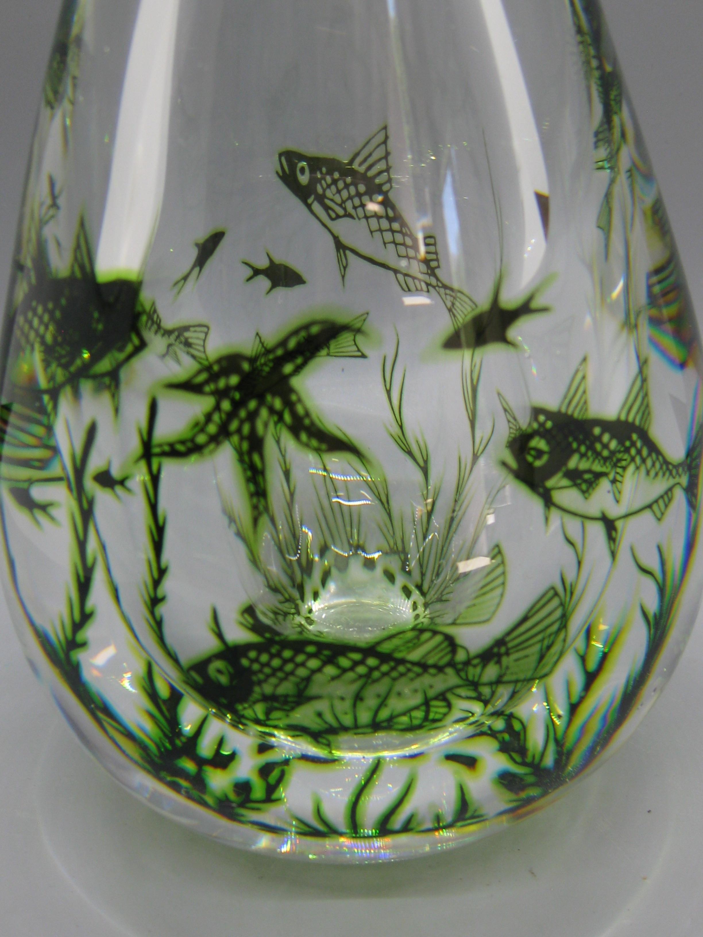 Dans les années 1940, Vase en verre d'art Orrefors Edward Hald Graal Fish Sculpture Fabriquée en Suède en vente 5