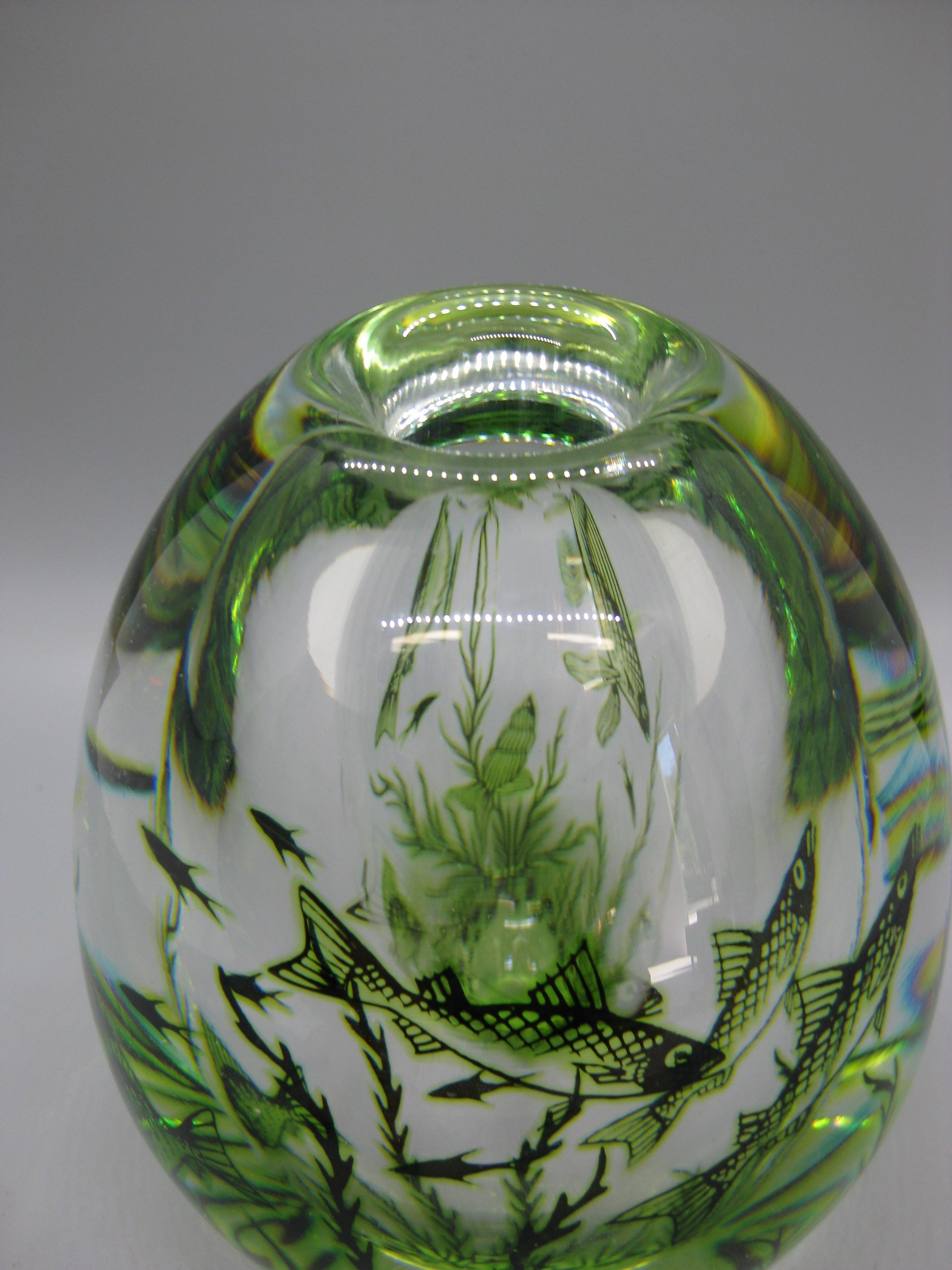 1940's Orrefors Edward Hald Graal Fish Art Glass Vase Sculpture Made in Sweden For Sale 3