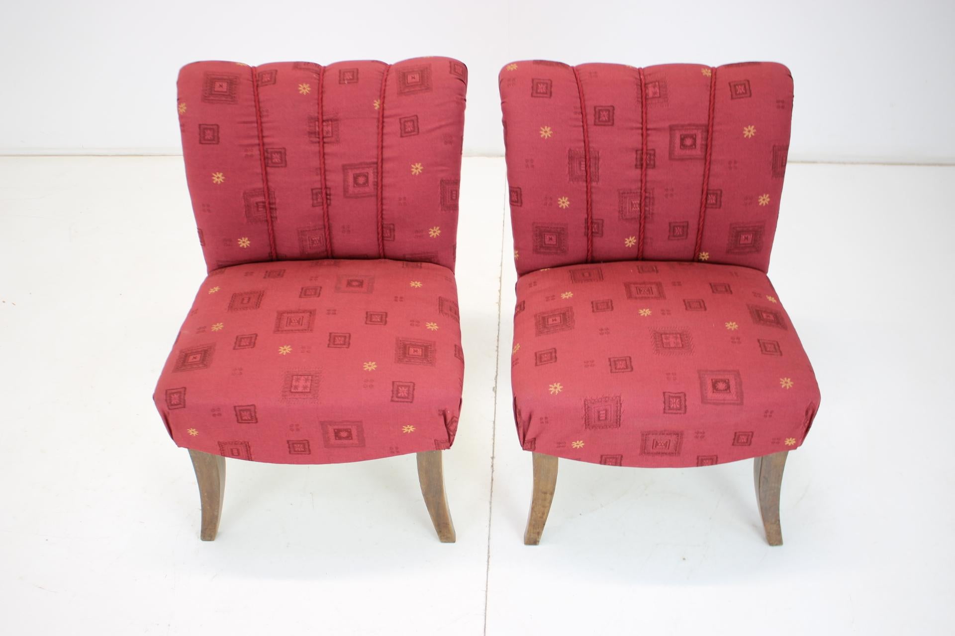 1940s Pair of Art Deco Armchairs, Czechoslovakia In Good Condition For Sale In Praha, CZ