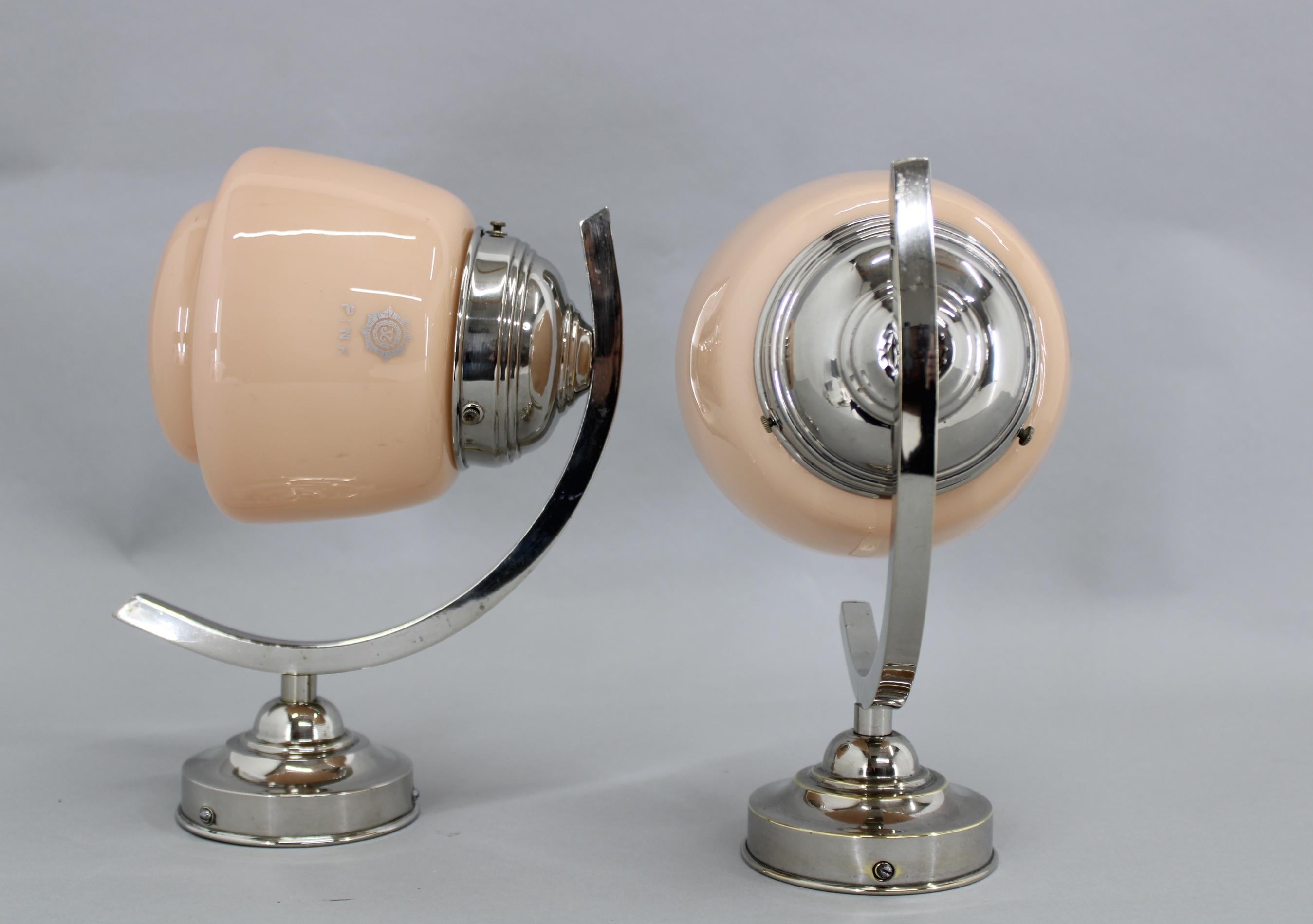 Coppia di lampade da parete Art Déco degli anni '40, Cecoslovacchia 4