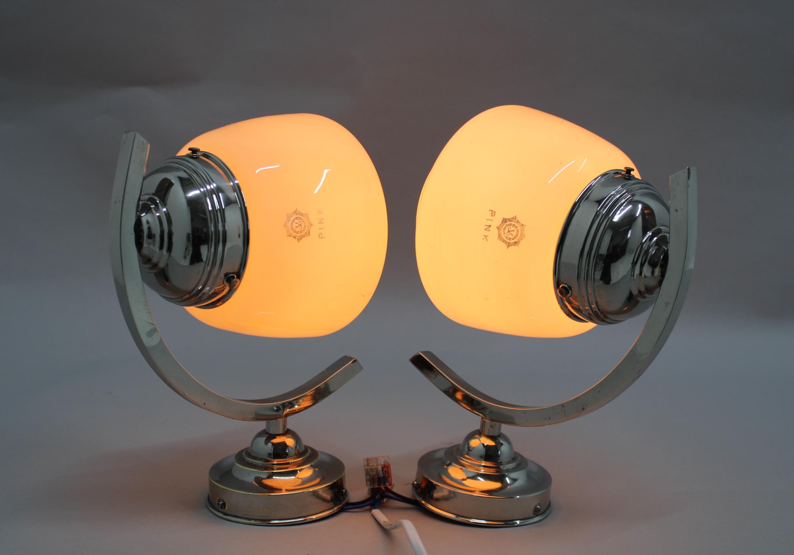 Coppia di lampade da parete Art Déco degli anni '40, Cecoslovacchia 1