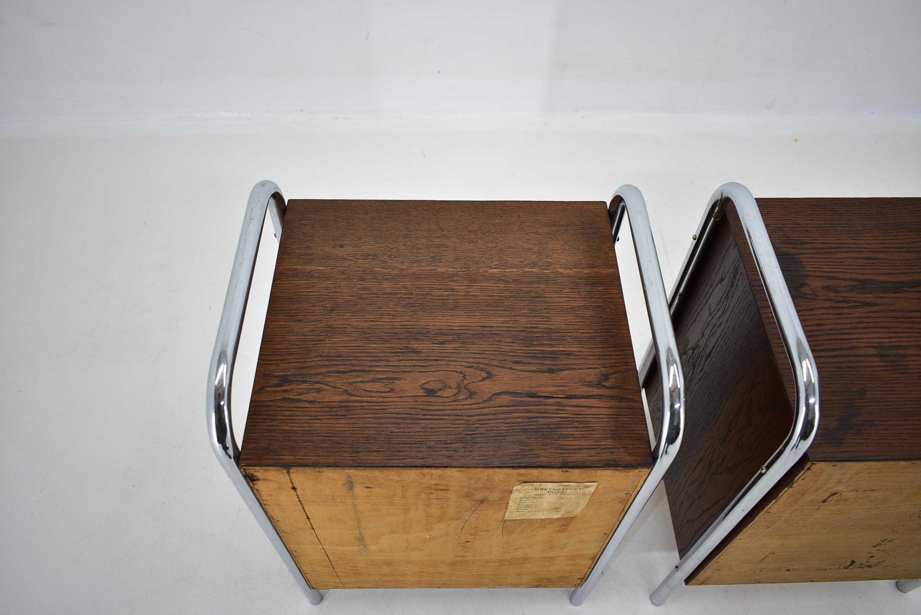 1940s Pair of Bauhaus Bedside Tables, Czechoslovakia 7