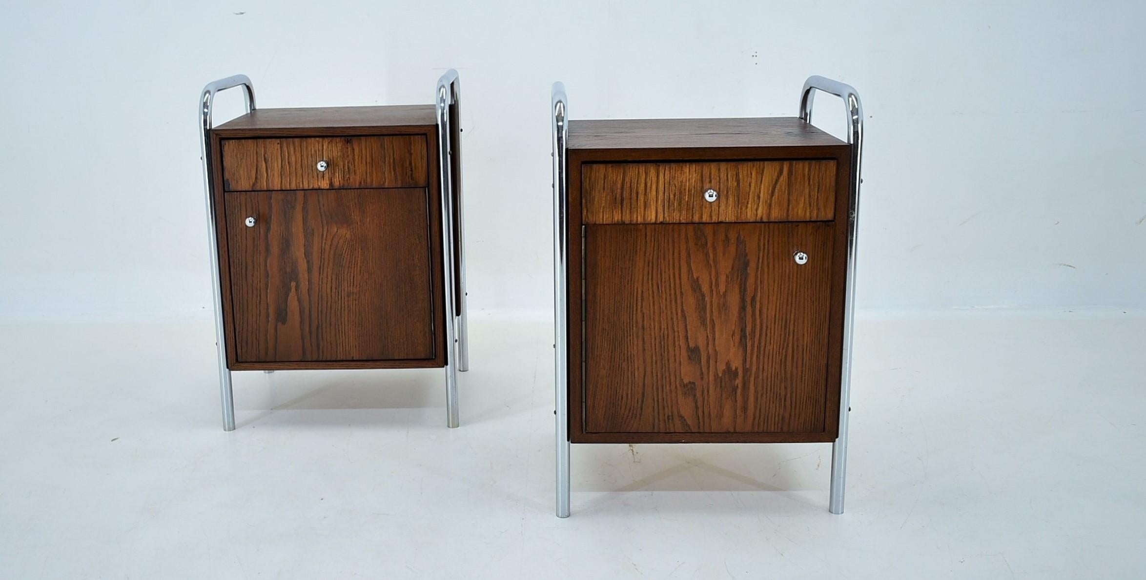 1940s Pair of Bauhaus Bedside Tables, Czechoslovakia In Good Condition In Praha, CZ