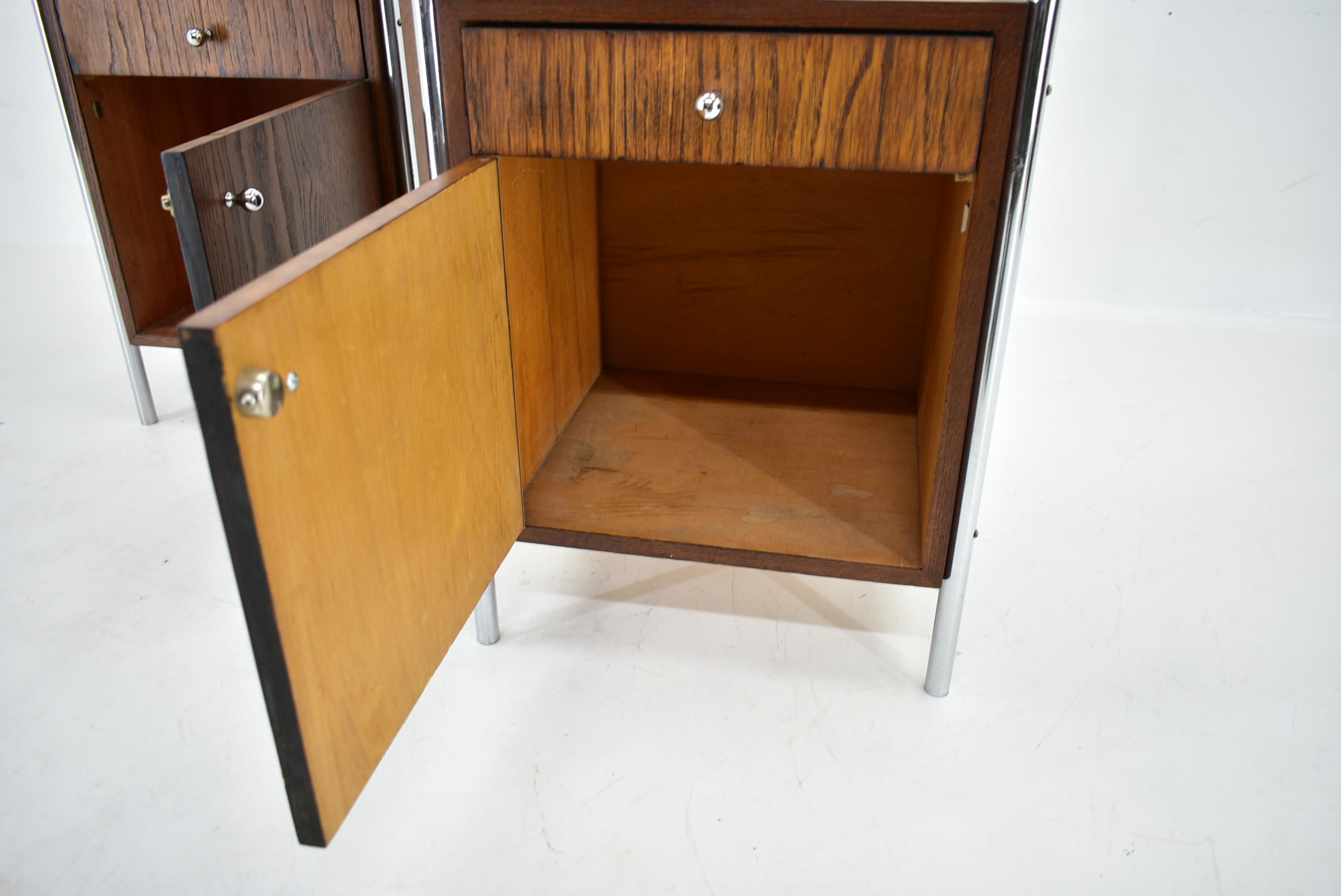 1940s Pair of Bauhaus Bedside Tables, Czechoslovakia 1