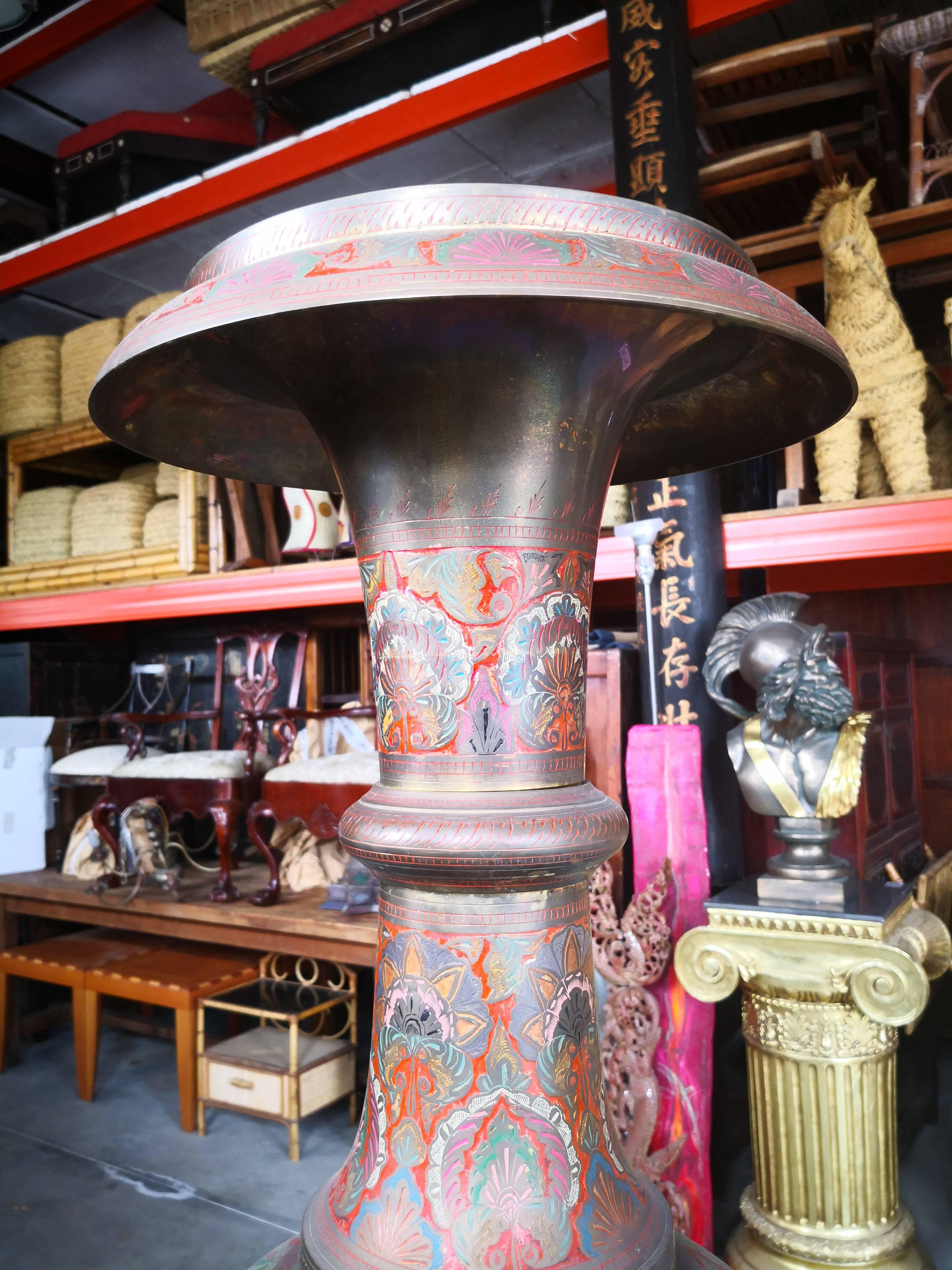 1940s Pair of Bronze Polychrome Enameled Vases In Good Condition For Sale In Marbella, ES