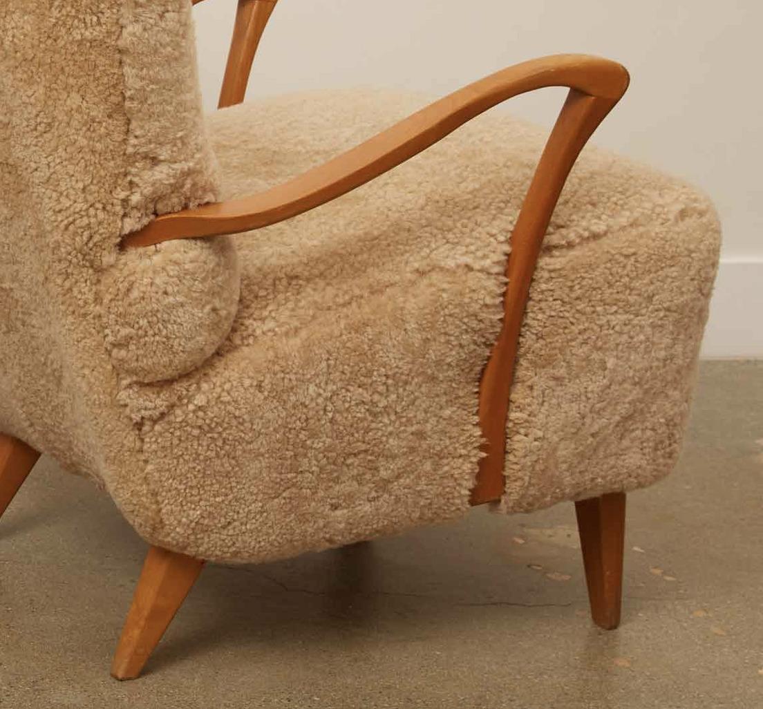 1940s  Pair of Cabinet Maker Swedish Shearling Lounge Chairs For Sale 5