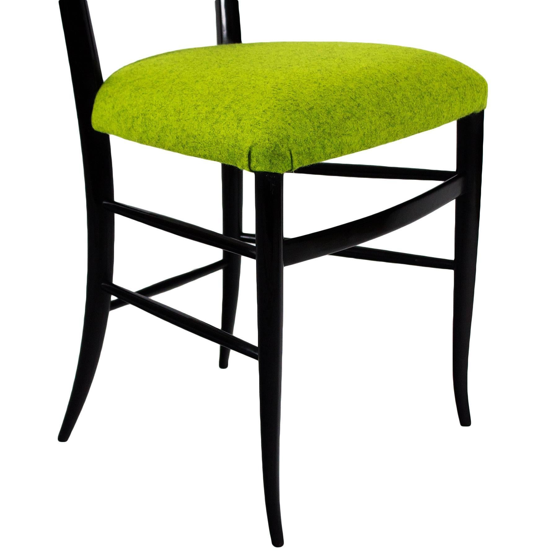 Paire de chaises modernes du milieu du siècle dernier en acajou teinté et laine verte - Italie en vente 2