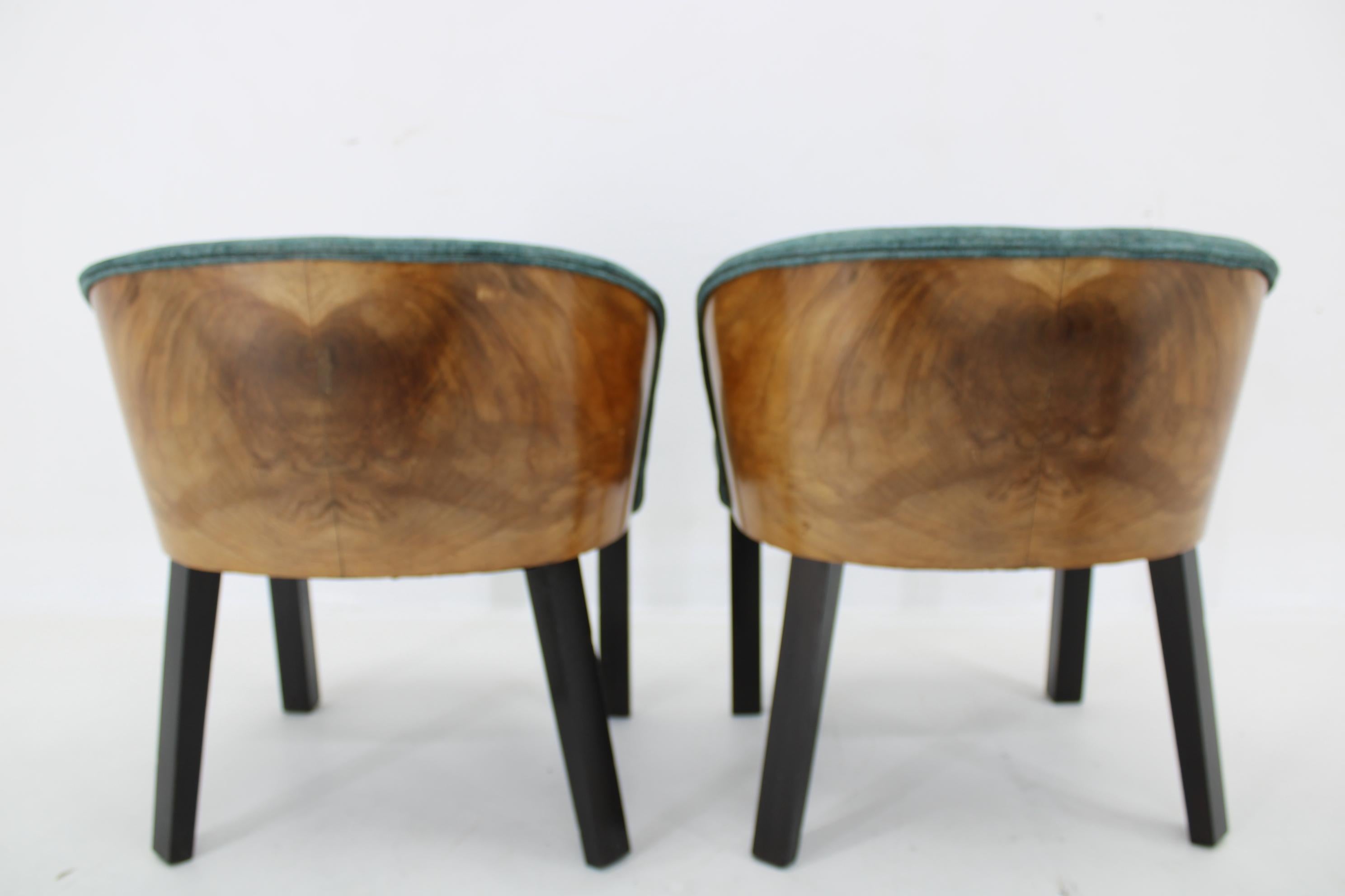 1940s Pair of Chairs with Stool, Italy For Sale 5
