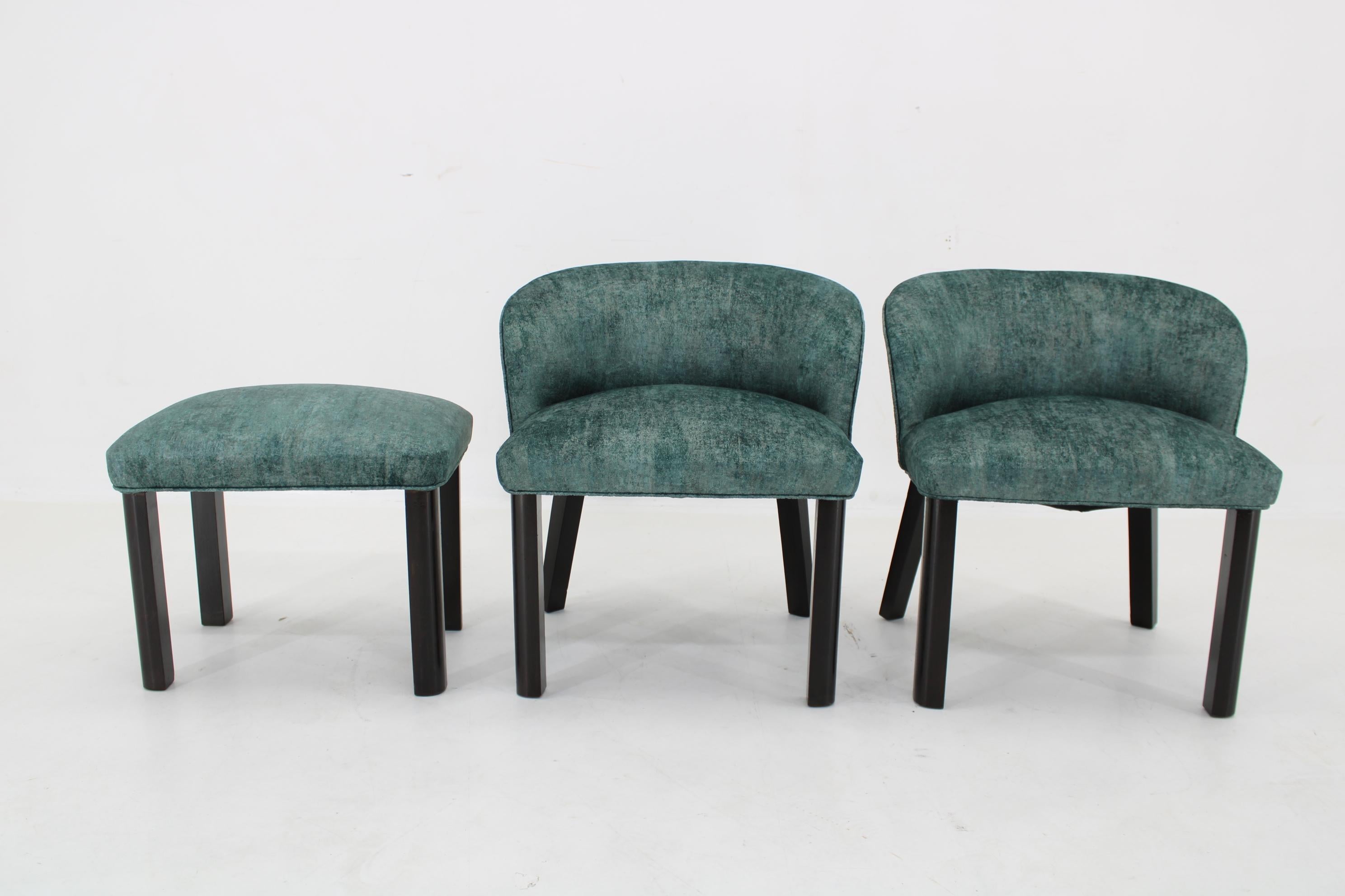 Mid-Century Modern 1940s Pair of Chairs with Stool, Italy For Sale
