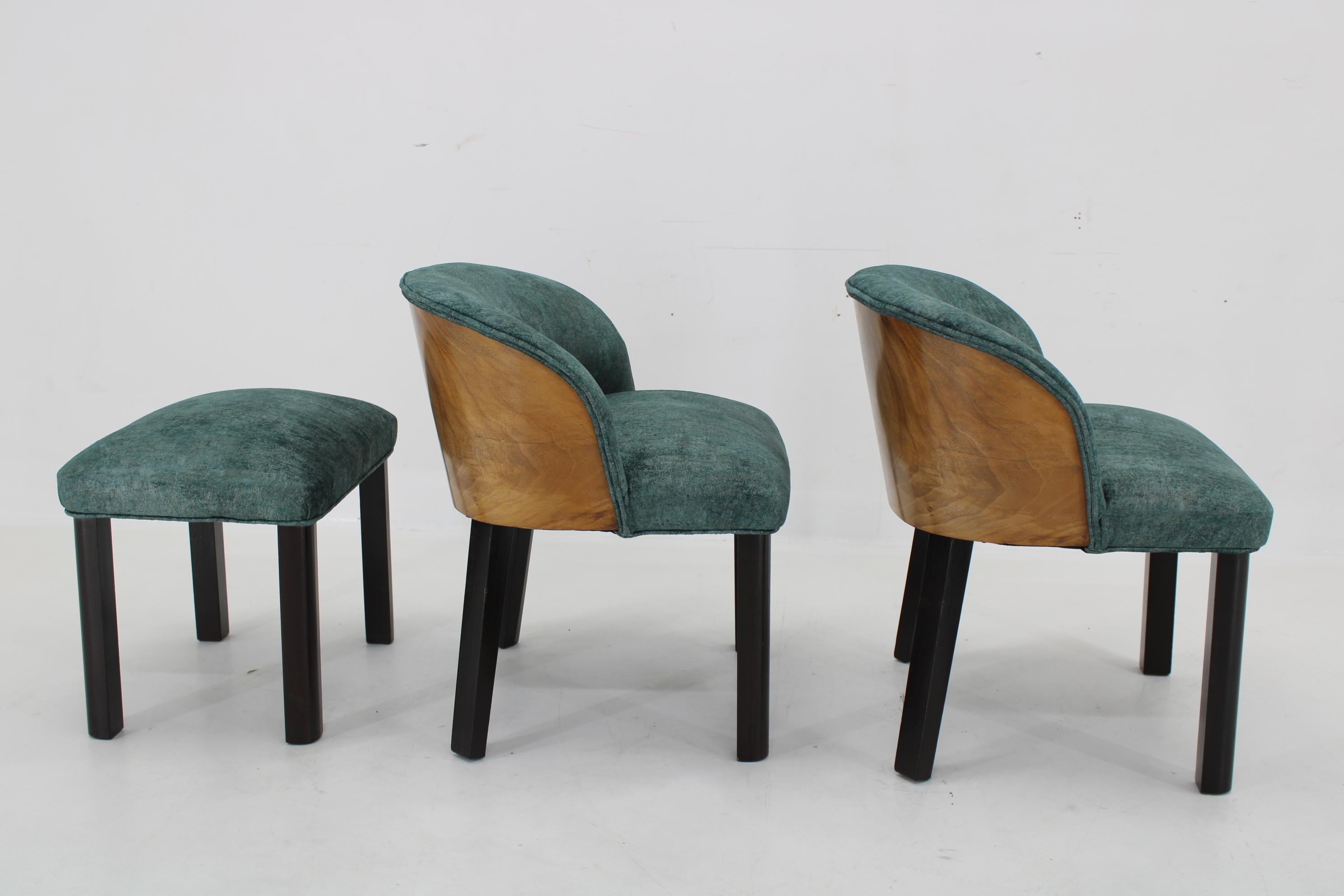 1940s Pair of Chairs with Stool, Italy For Sale 1