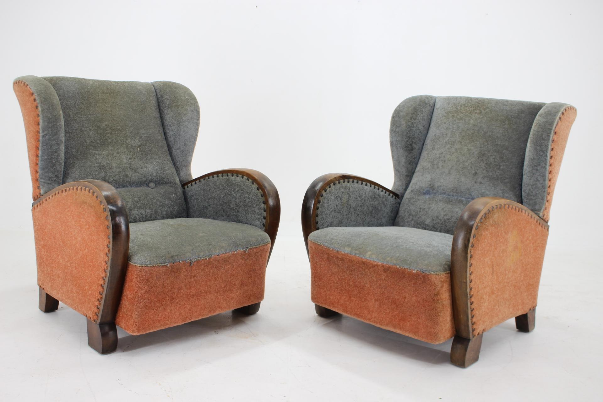 1940s Pair of Large Wing Chairs, Czechoslovakia In Fair Condition In Praha, CZ