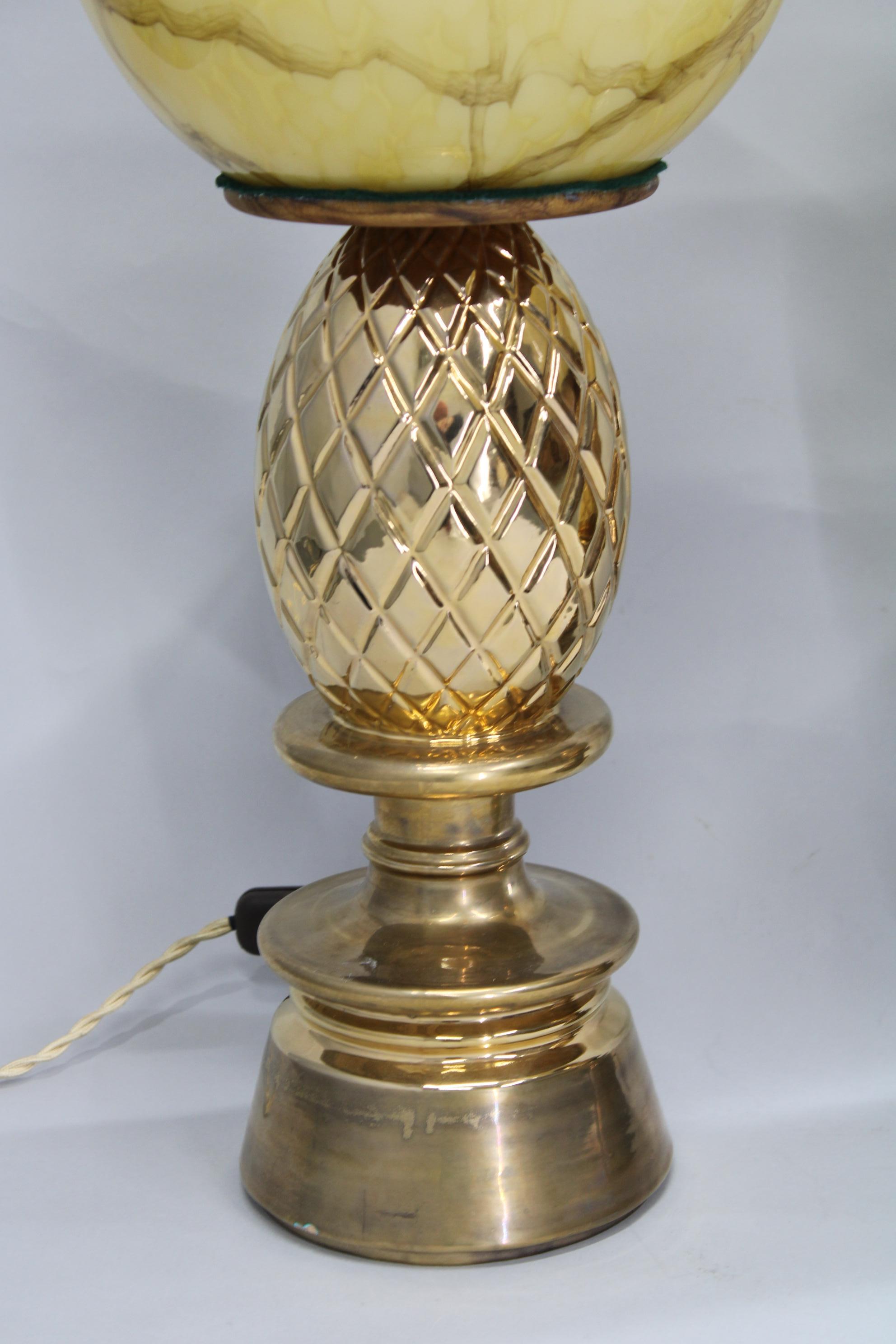 European 1940s Pair of Restored Pineapple Ceramic Table Lamp with Glass Shade