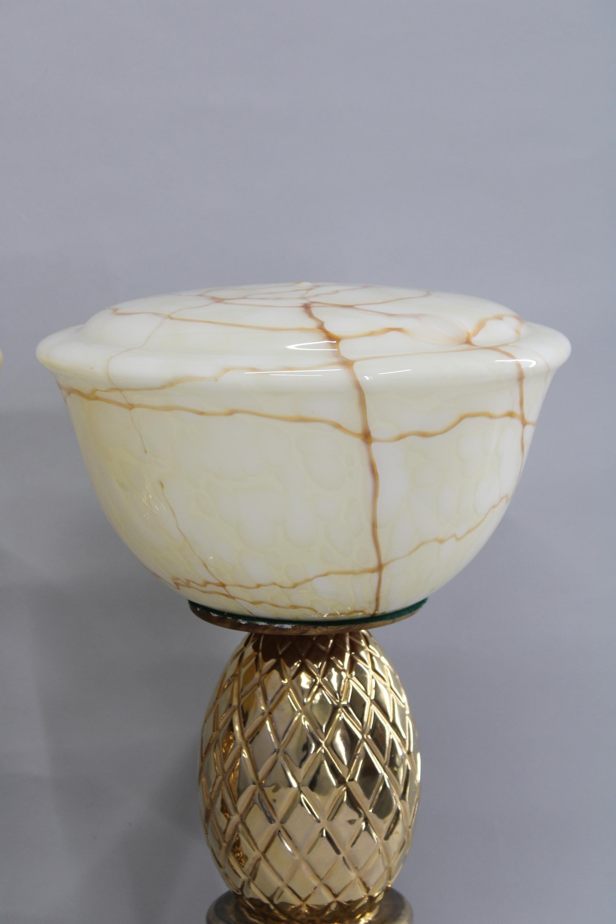 1940s Pair of Restored Pineapple Ceramic Table Lamp with Glass Shade In Good Condition In Praha, CZ