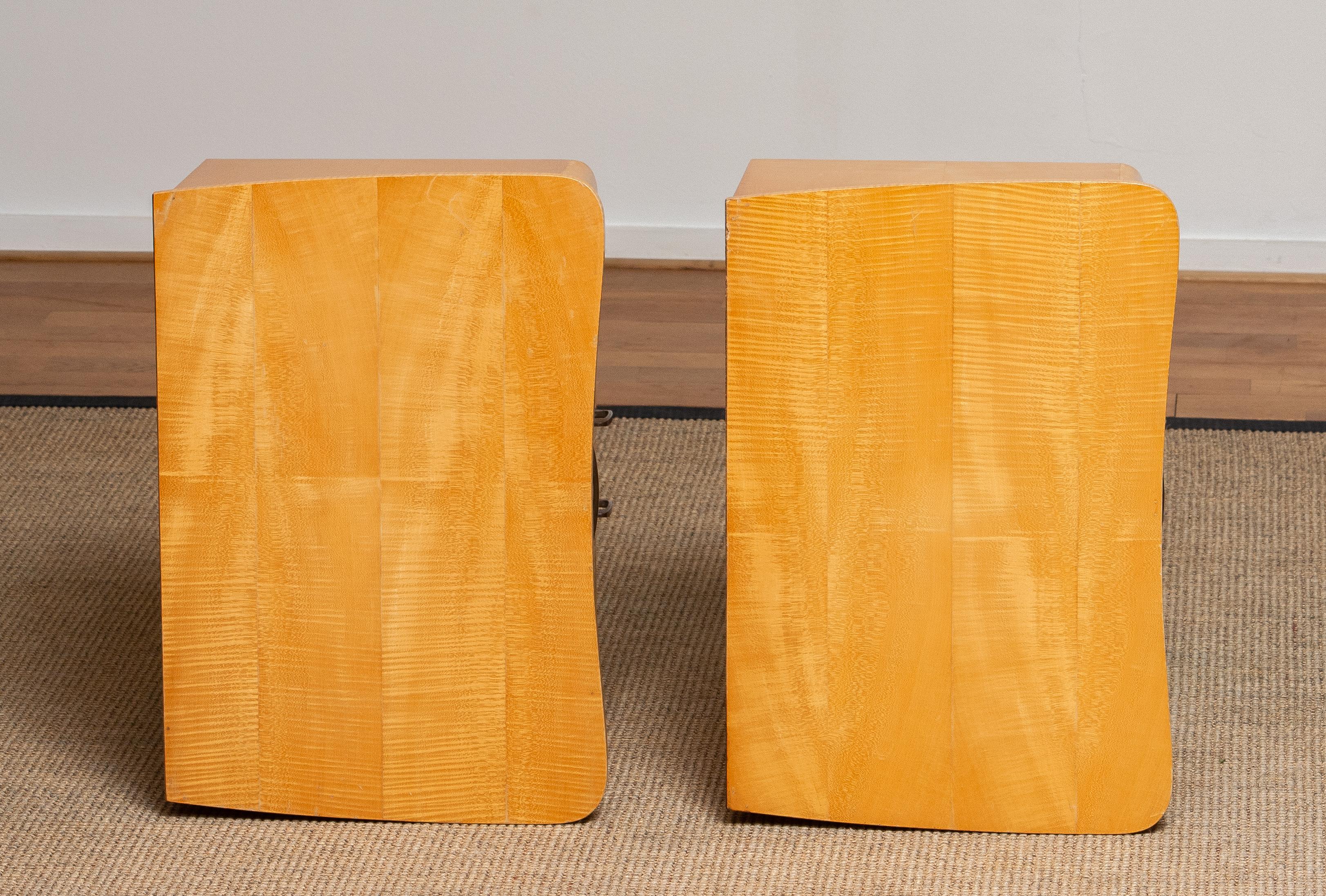 1940s Pair of Scandinavian Nightstands or Bedside Tables in Elm 6