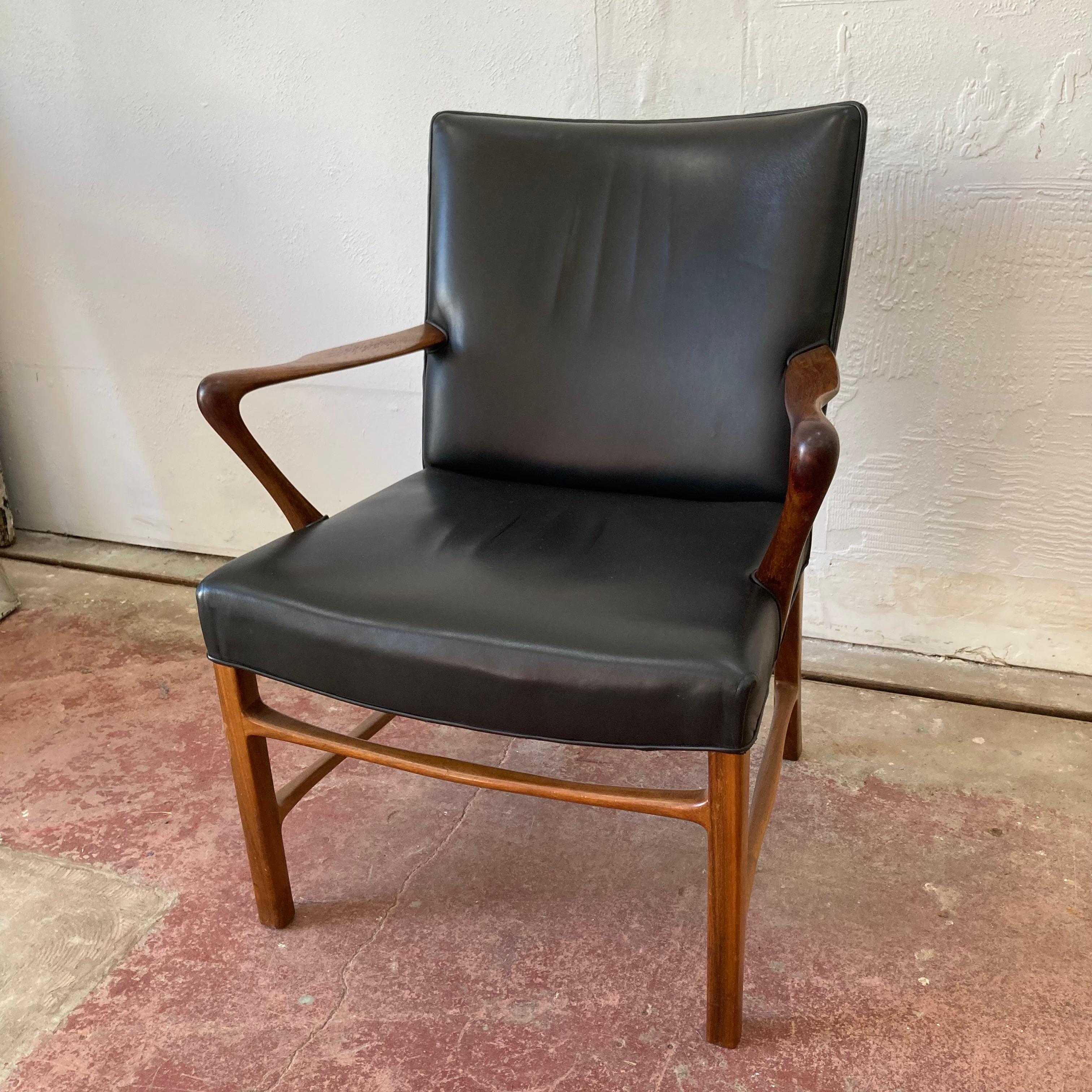 1940's Palle Suenson armchair, Danish designer In Good Condition For Sale In Sherborne, GB