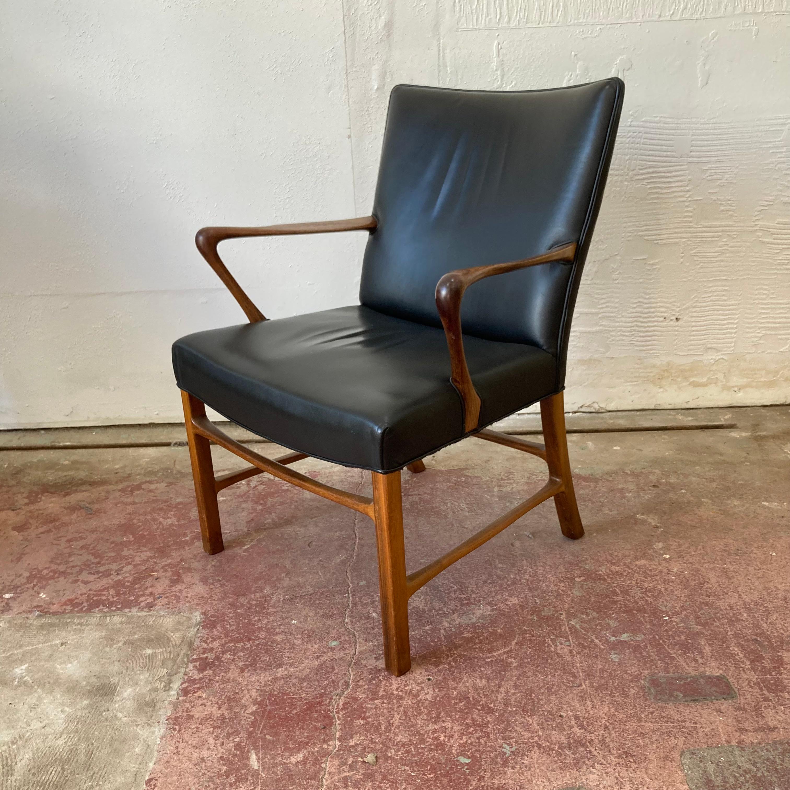 20th Century 1940's Palle Suenson armchair, Danish designer For Sale