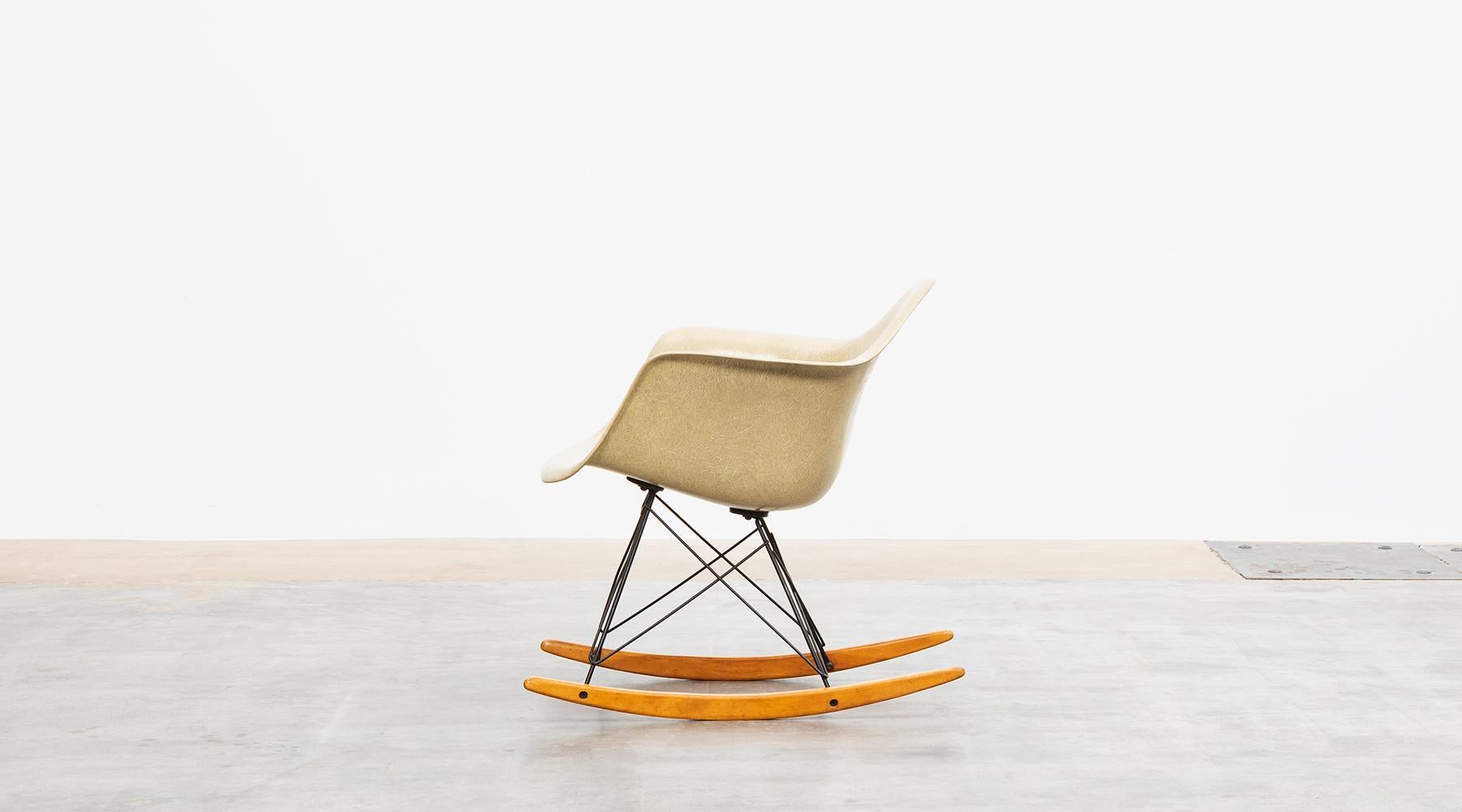 American 1940s Parchment Color Fiberglass Shell RAR Rocking Chair by Charles & Ray Eames For Sale
