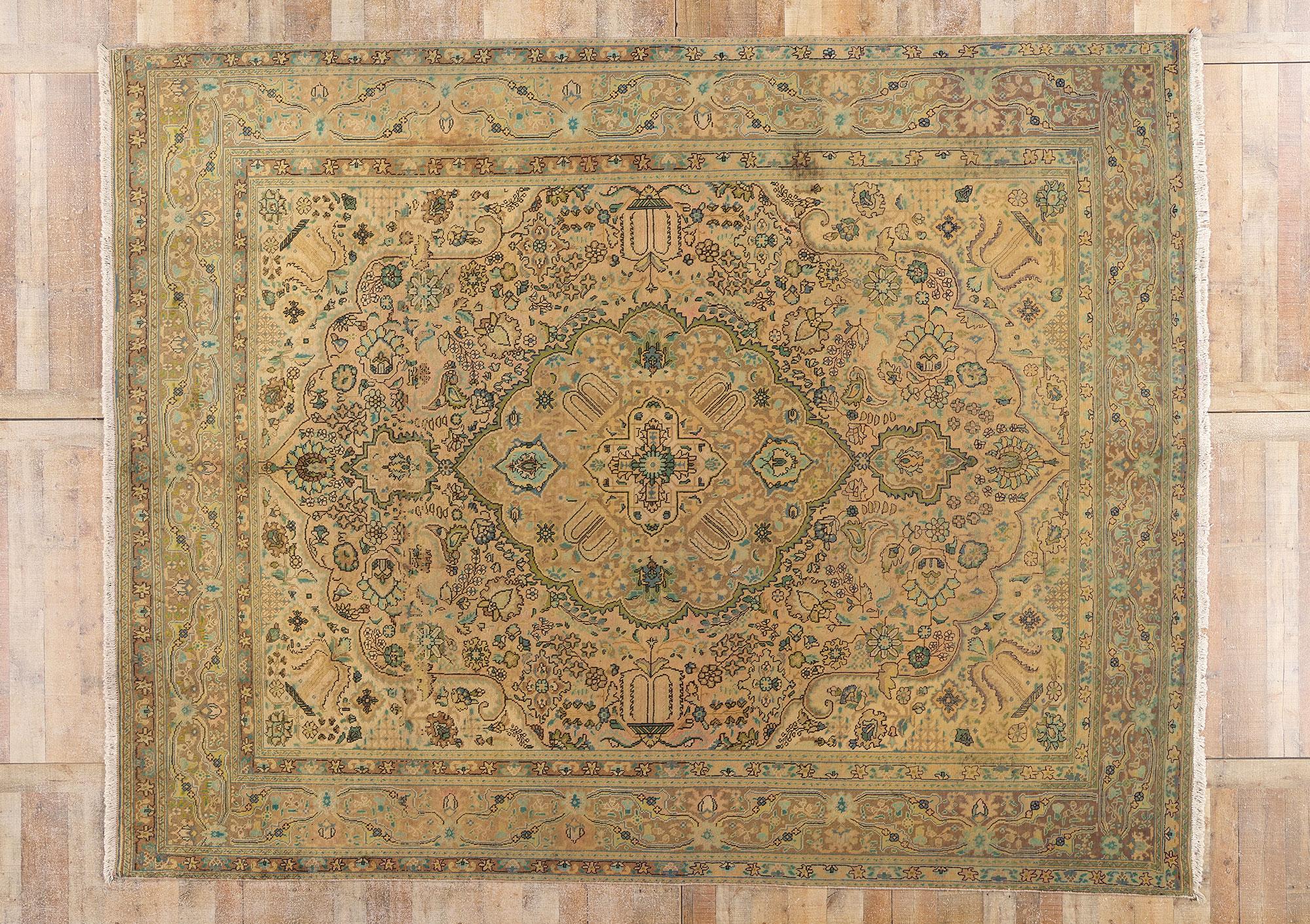 Tappeto persiano Tabriz vintage con stile moderno e tradizionale in vendita 3