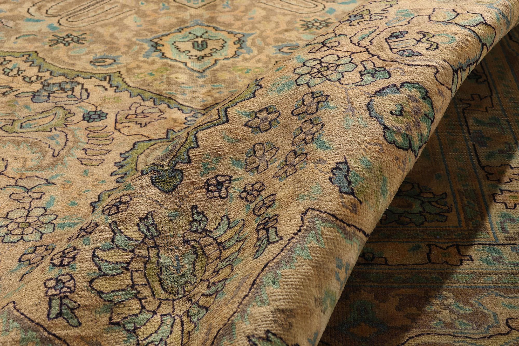 Tappeto persiano Tabriz vintage con stile moderno e tradizionale in vendita 1