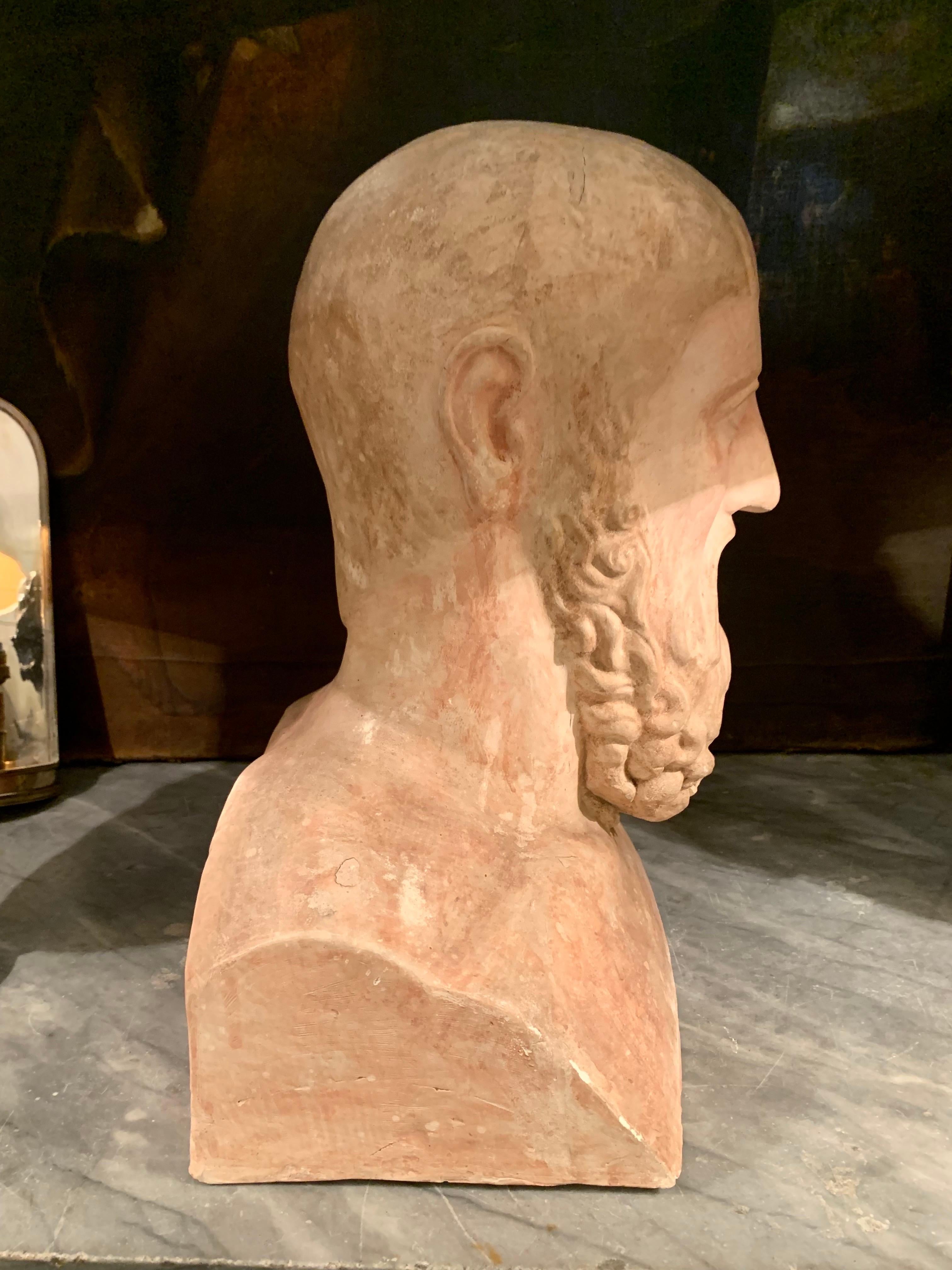 Néo-classique Buste en plâtre patiné des années 1940 Tête grecque en vente