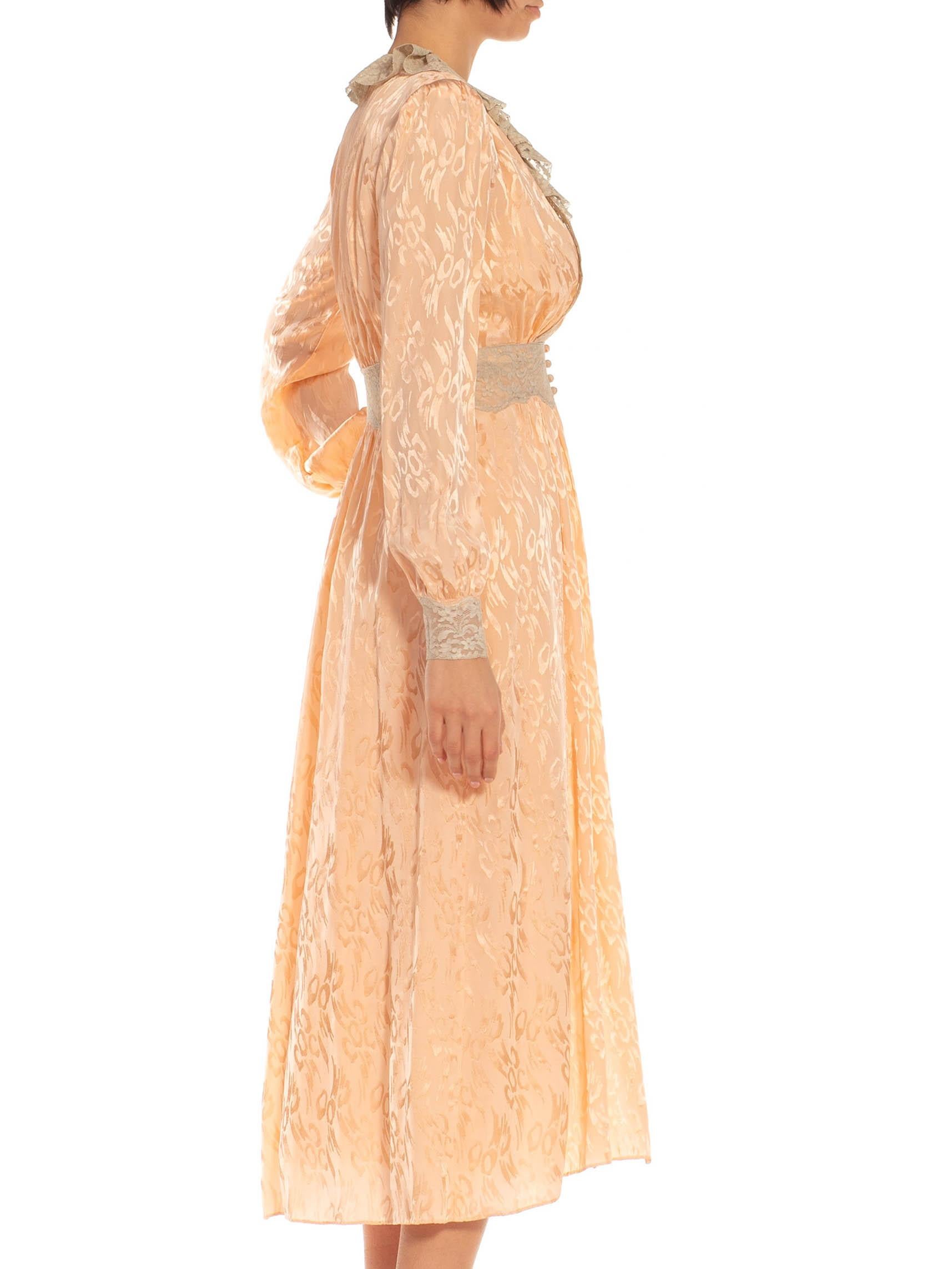 1940S Peach & Cream Lace Bias Cut Slip Dress With Jacket In Excellent Condition For Sale In New York, NY