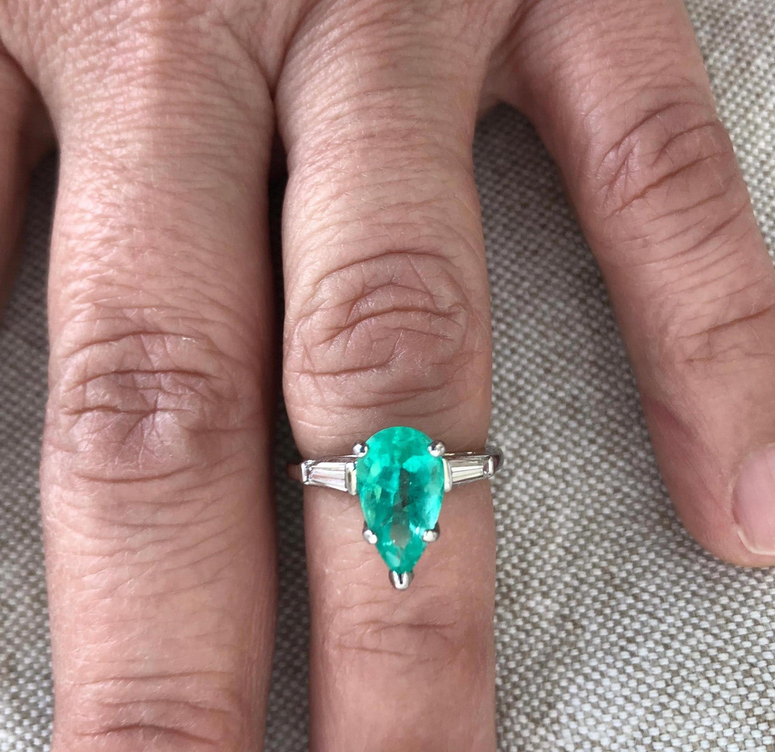 Antique Art-Deco Emerald Diamond Engagement Platinum Ring Pear Shape For Sale 1