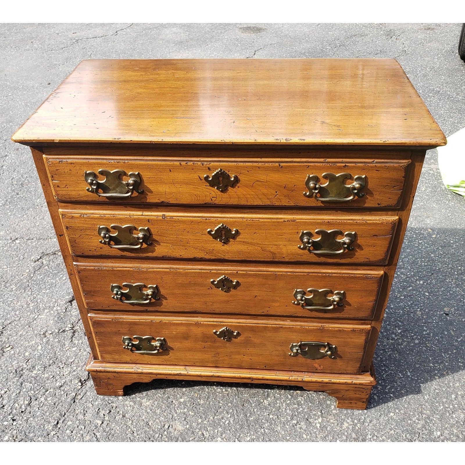 20th Century 1940s Pennsylvania House Chest of Drawers For Sale