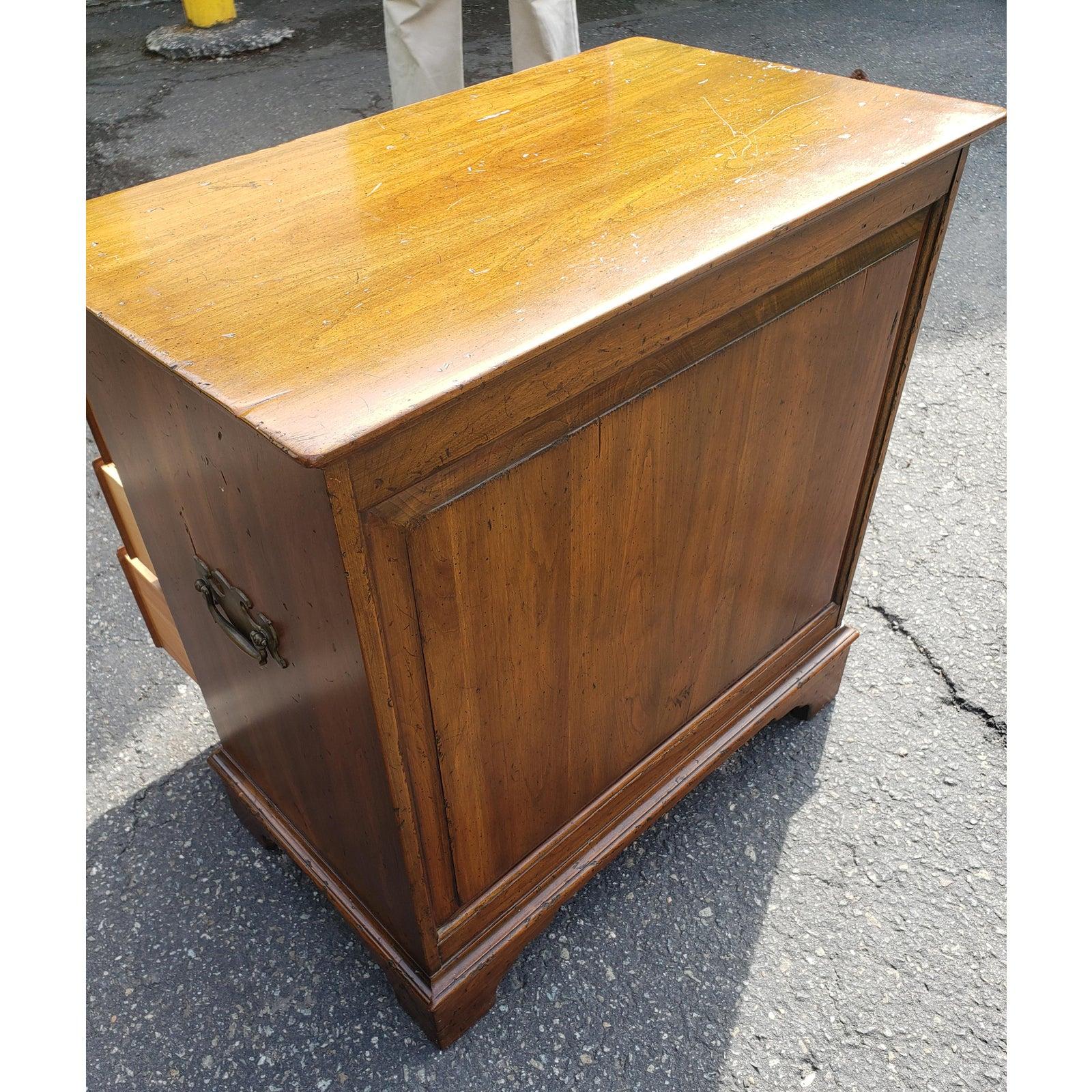 American 1940s Pennsylvania House Chest of Drawers For Sale