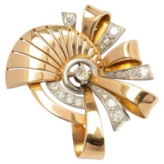 1940s period brooch in gold, platinum and diamonds