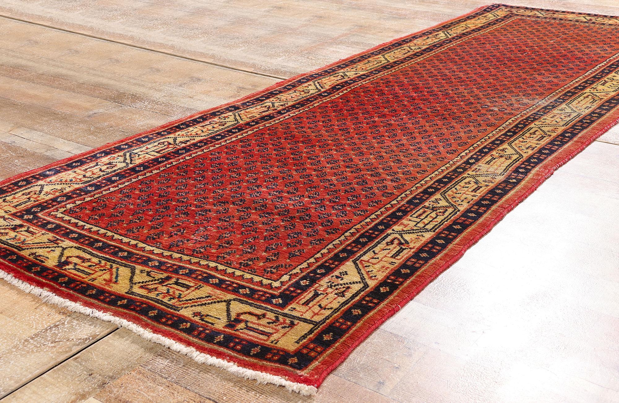 1940'S Persian Mahal Carpet with Traditional Style For Sale 1