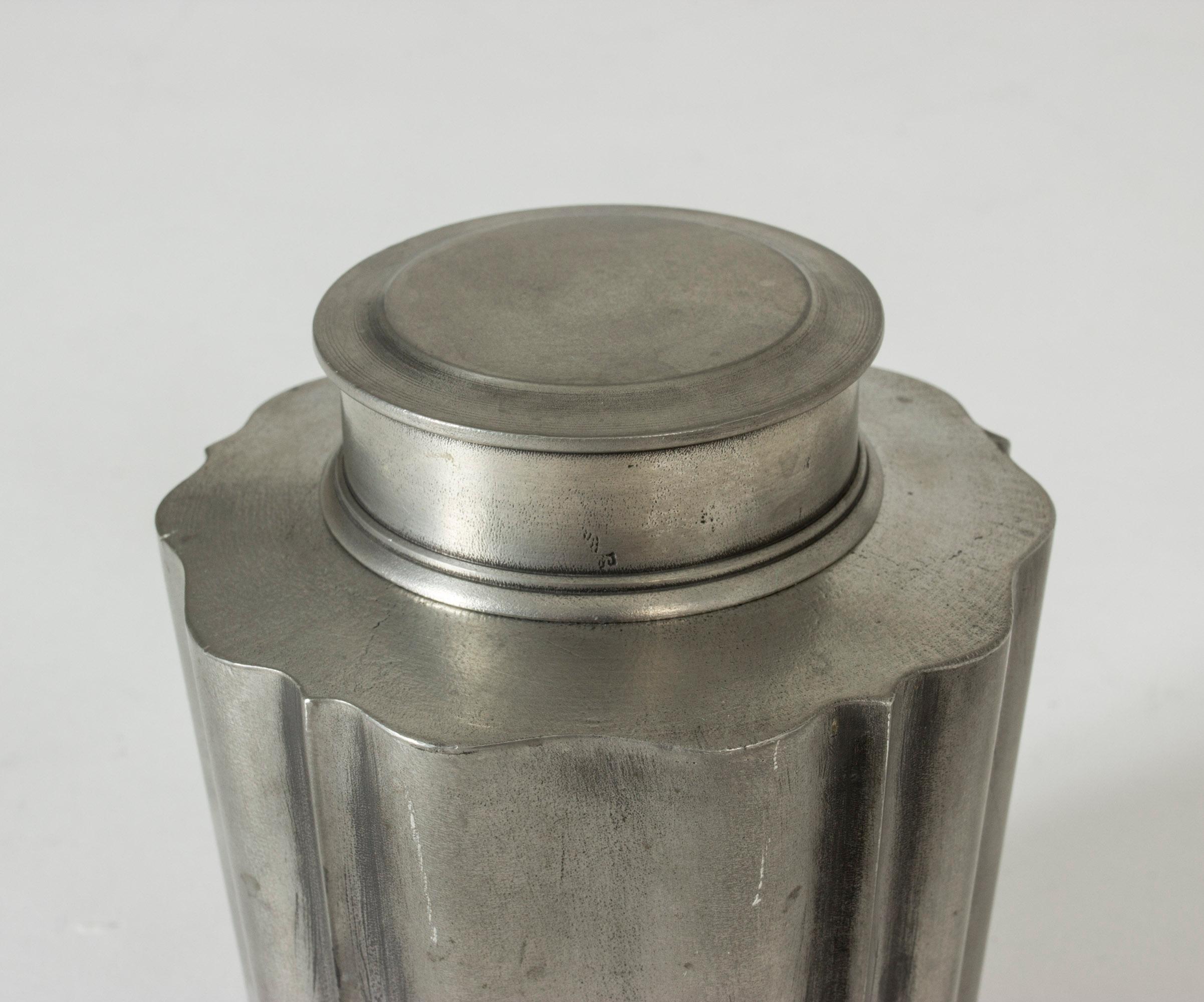 1940s Pewter Jar by Edvin Ollers In Good Condition In Stockholm, SE