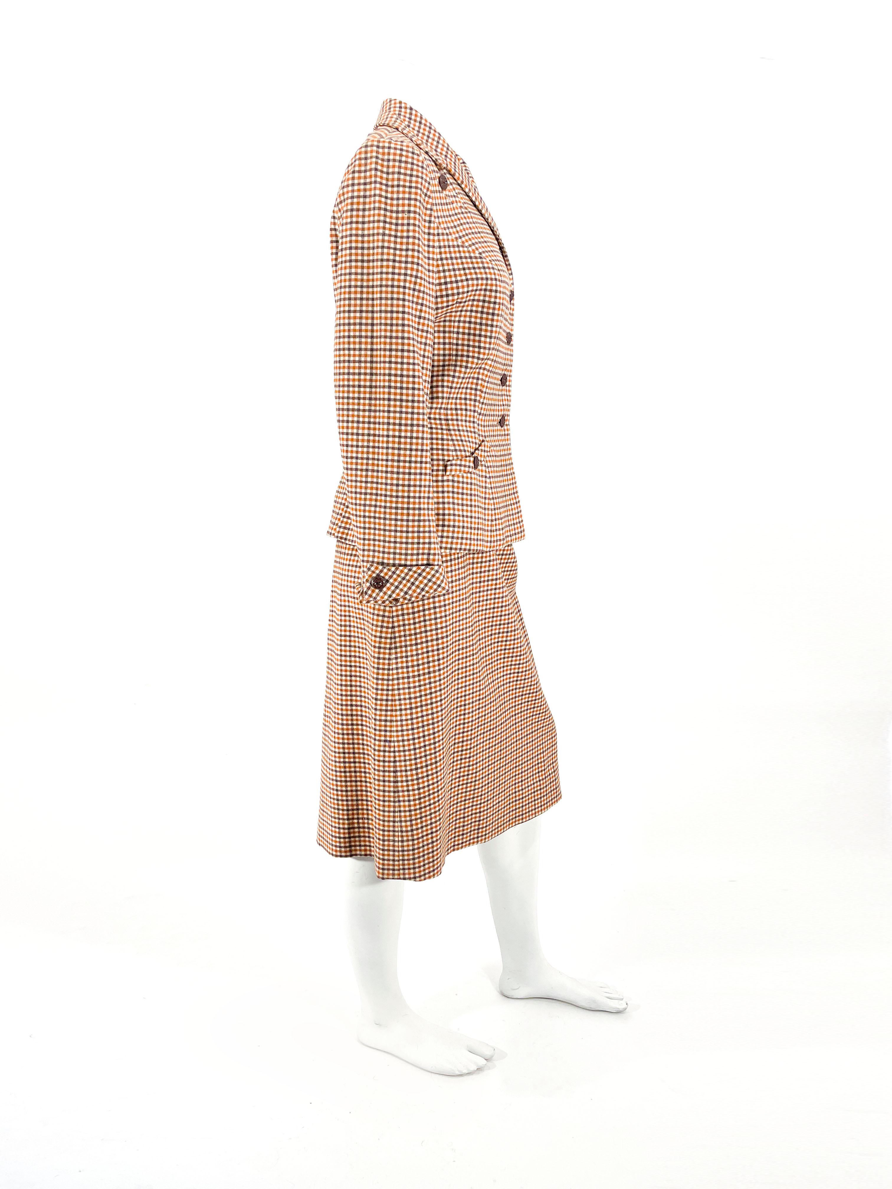 Costume en laine à carreaux des années 1940 en vente 1