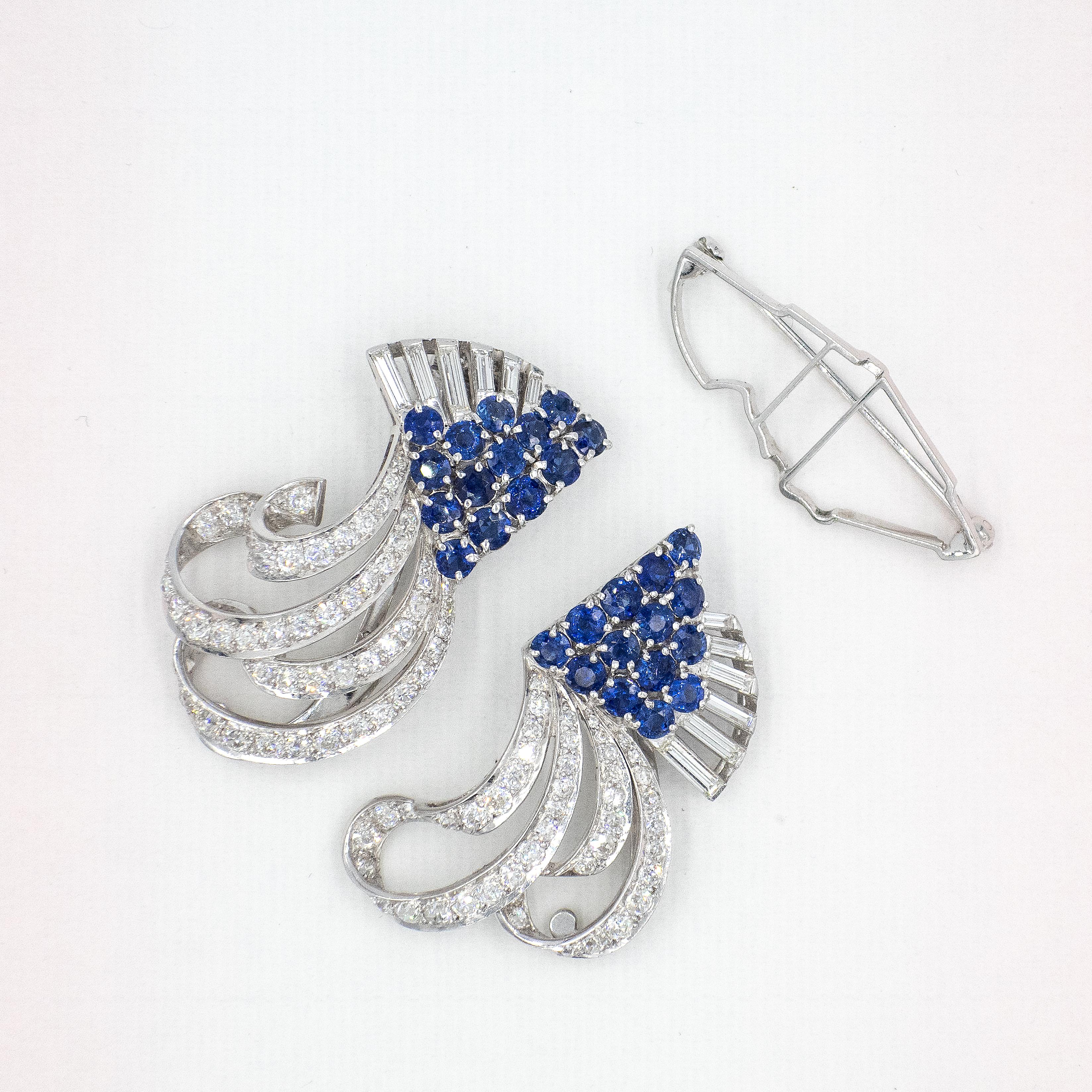 Broche de platino con diamantes y zafiros de los años 40 Moderno en venta