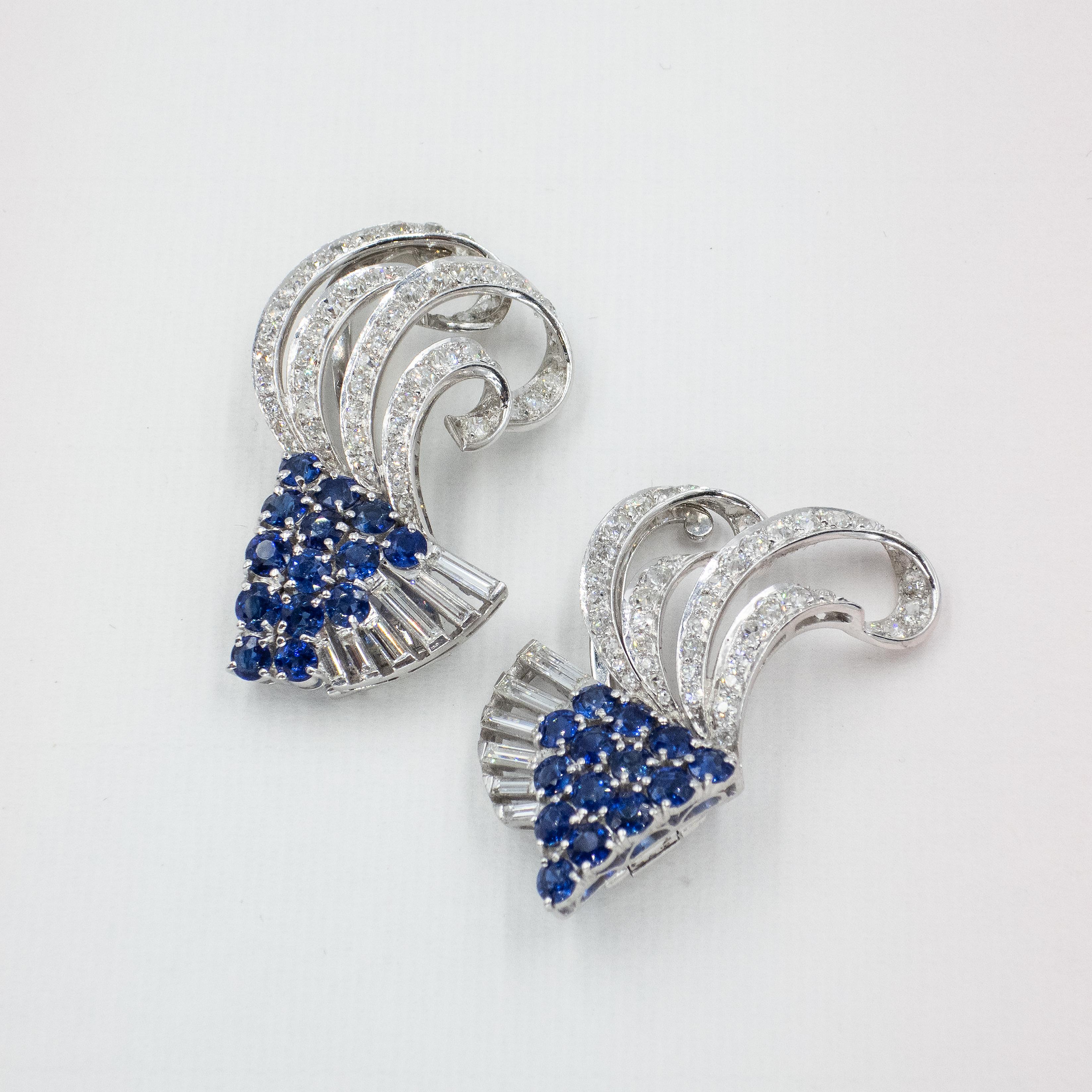 Broche de platino con diamantes y zafiros de los años 40 Corte redondo en venta