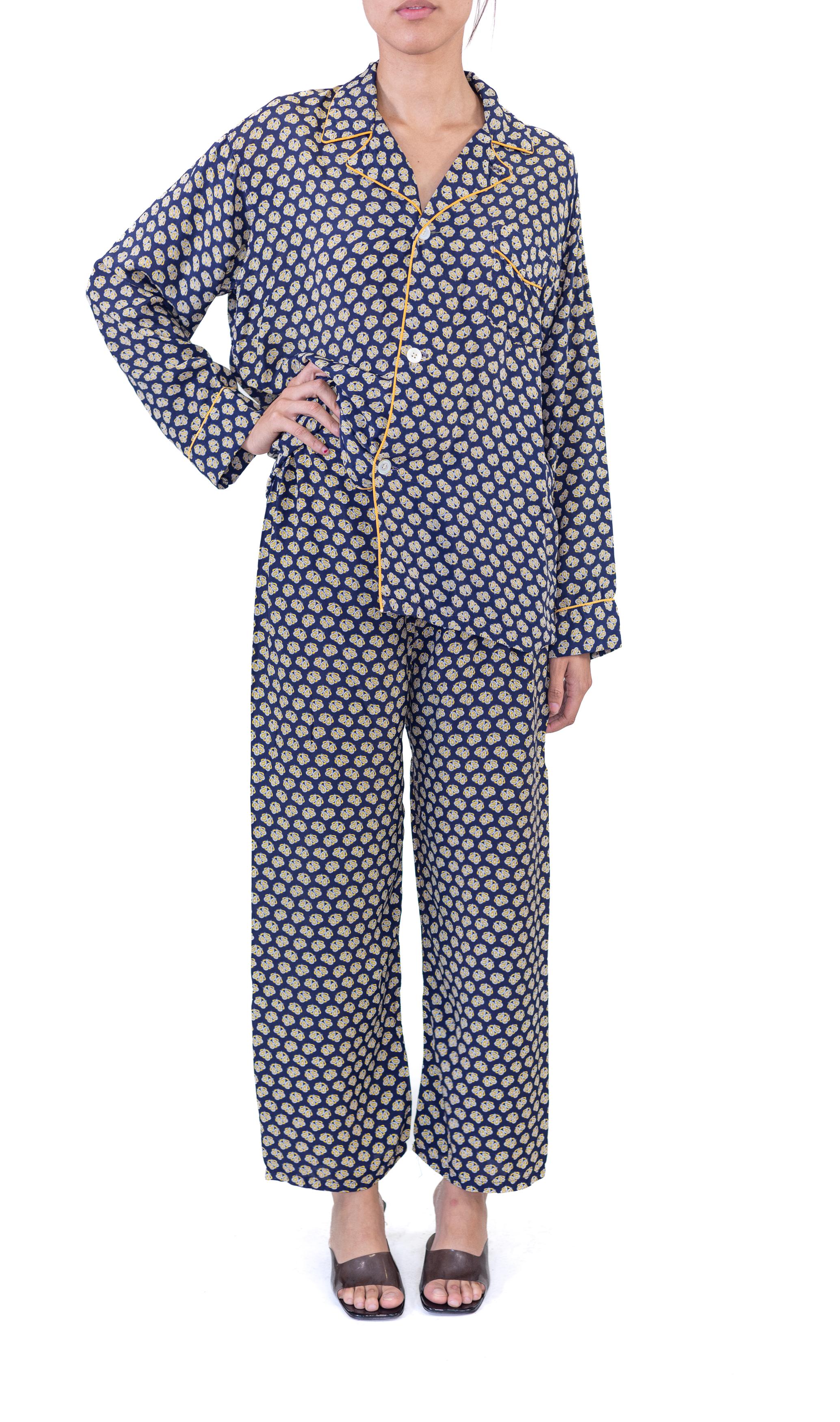 Gray 1940S Pleetway Navy Blue Cold Rayon Paisley Print Mens Pajamas