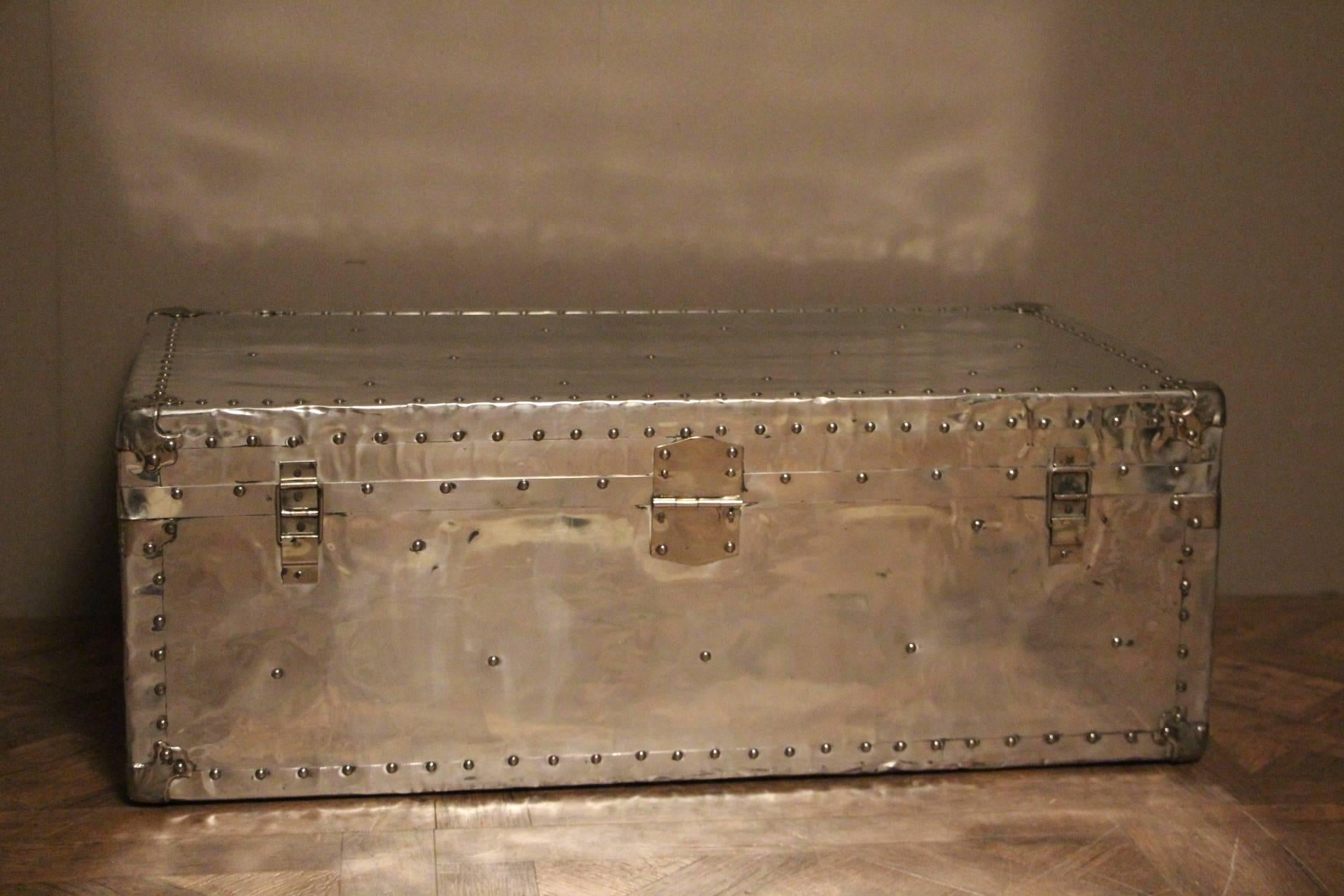 1940s Polished Aluminium Steamer Trunk In Excellent Condition In Saint-Ouen, FR