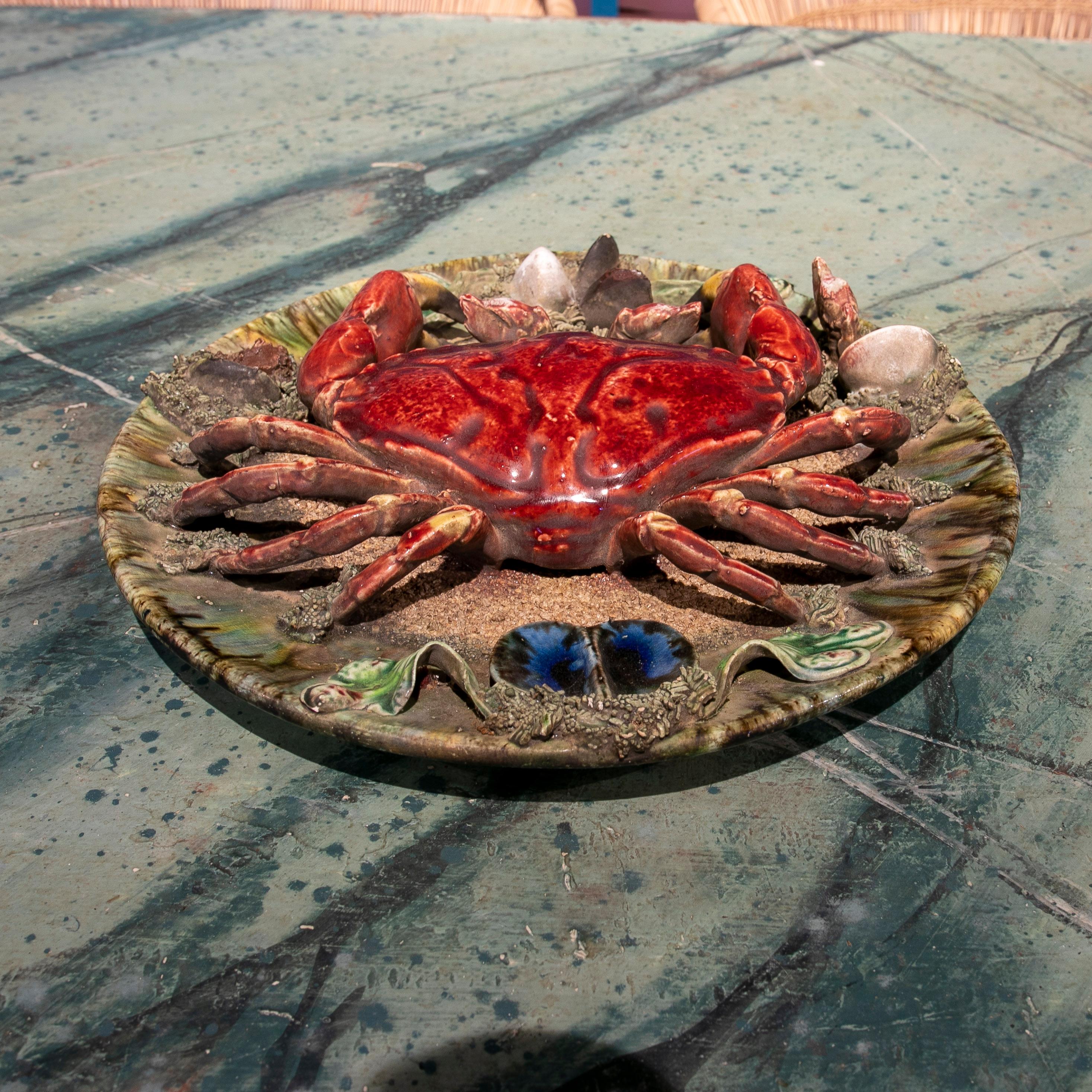 1940s Portuguese Majolica Palissy Ware Crab Wall Platter In Good Condition In Marbella, ES