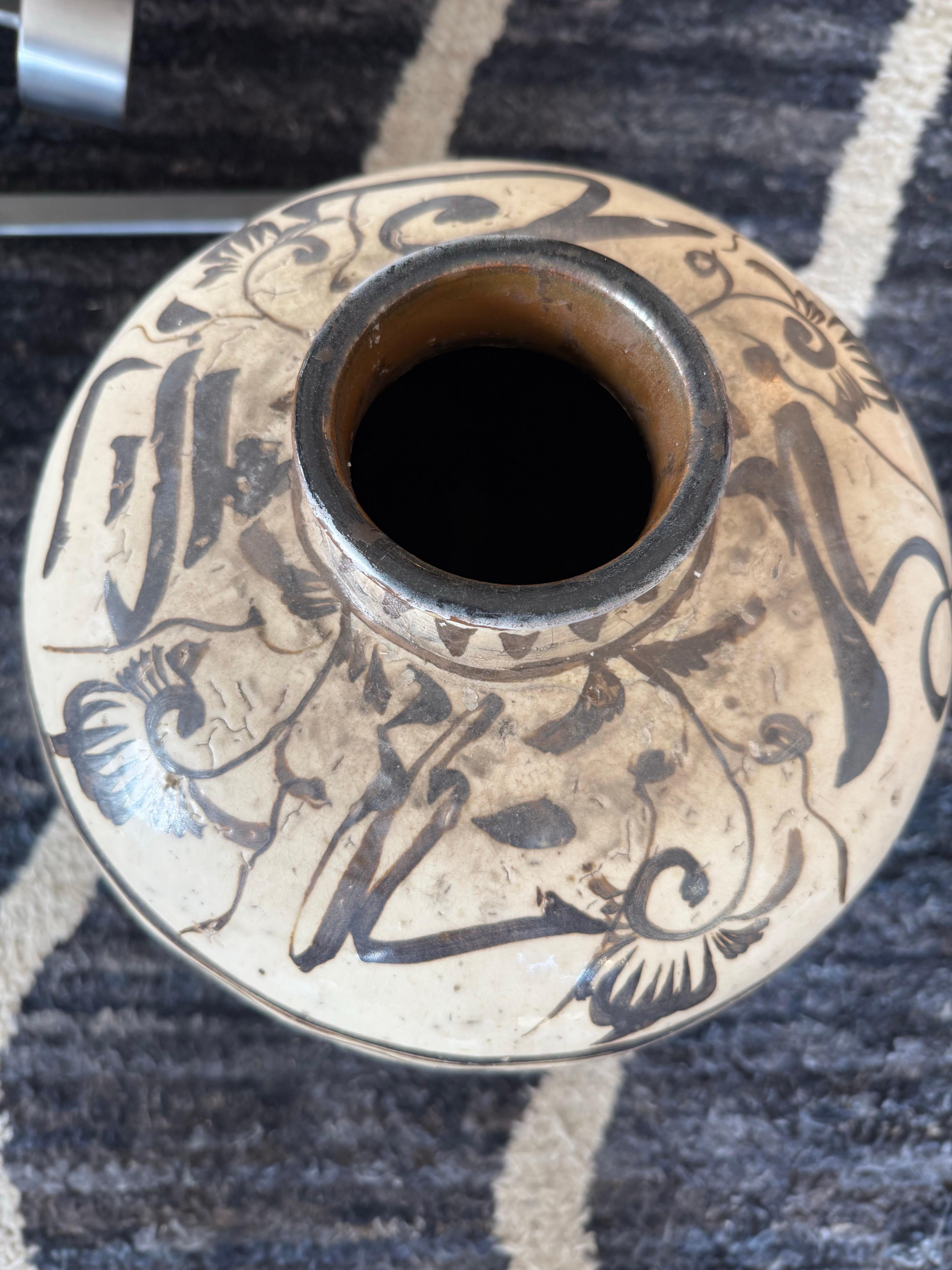 Hand-made, hand-painted Chinese pottery with beautiful design, 1850s. 