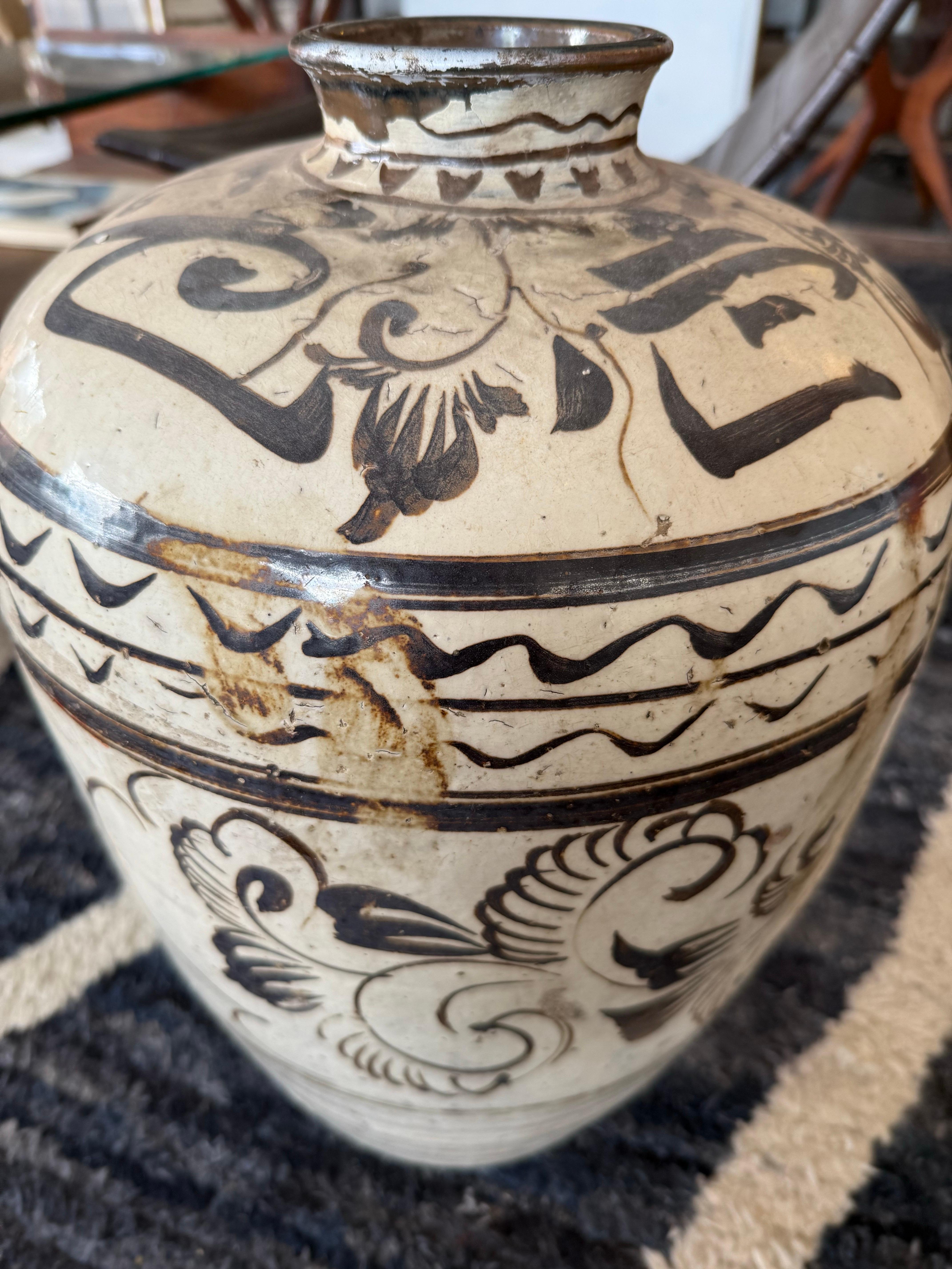 Chinese Pottery, 1850s In Good Condition For Sale In Los Angeles, CA