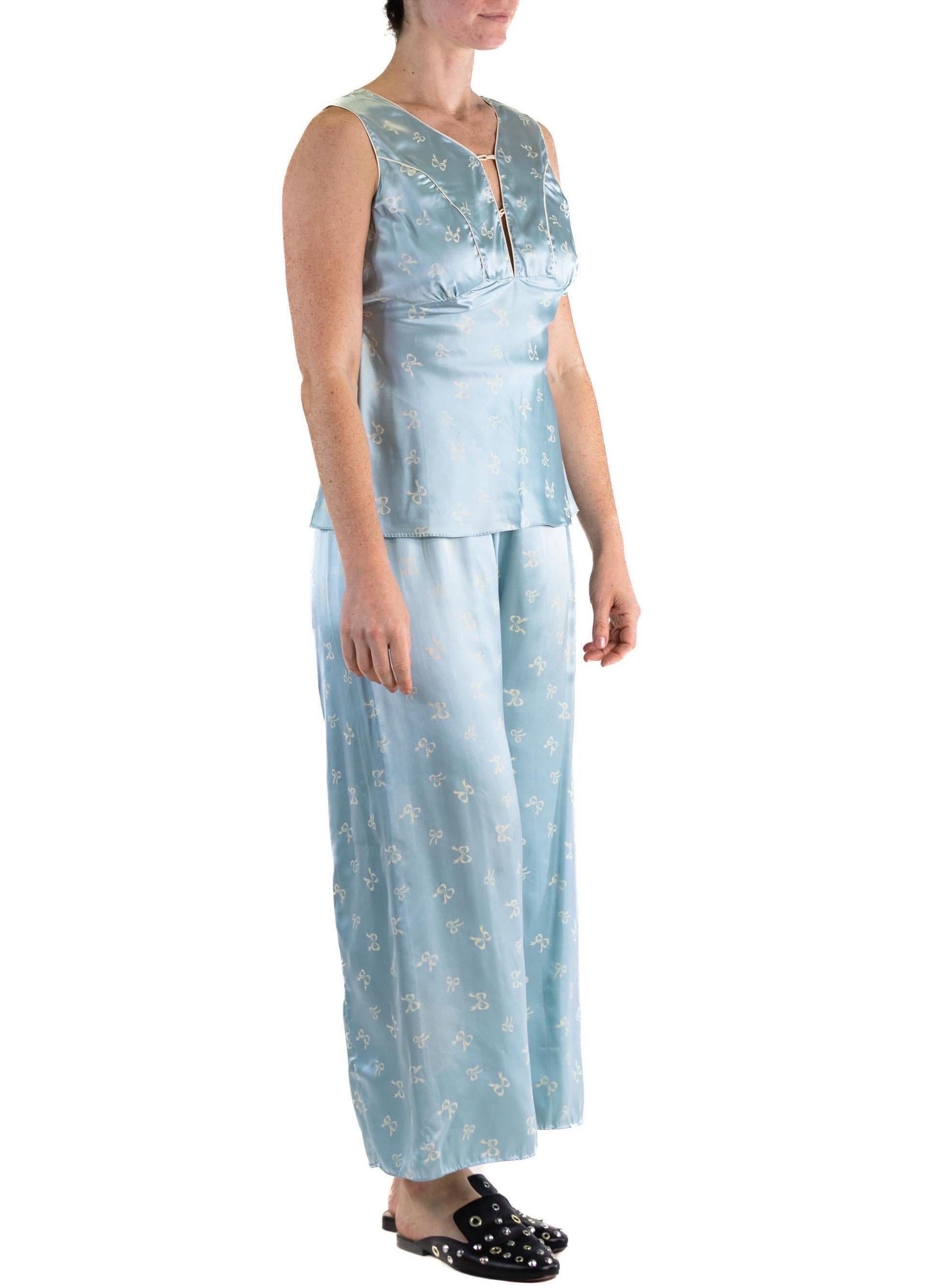 1940S Powdered Blue Rayon Satin Bow Print Pajamas For Sale 3