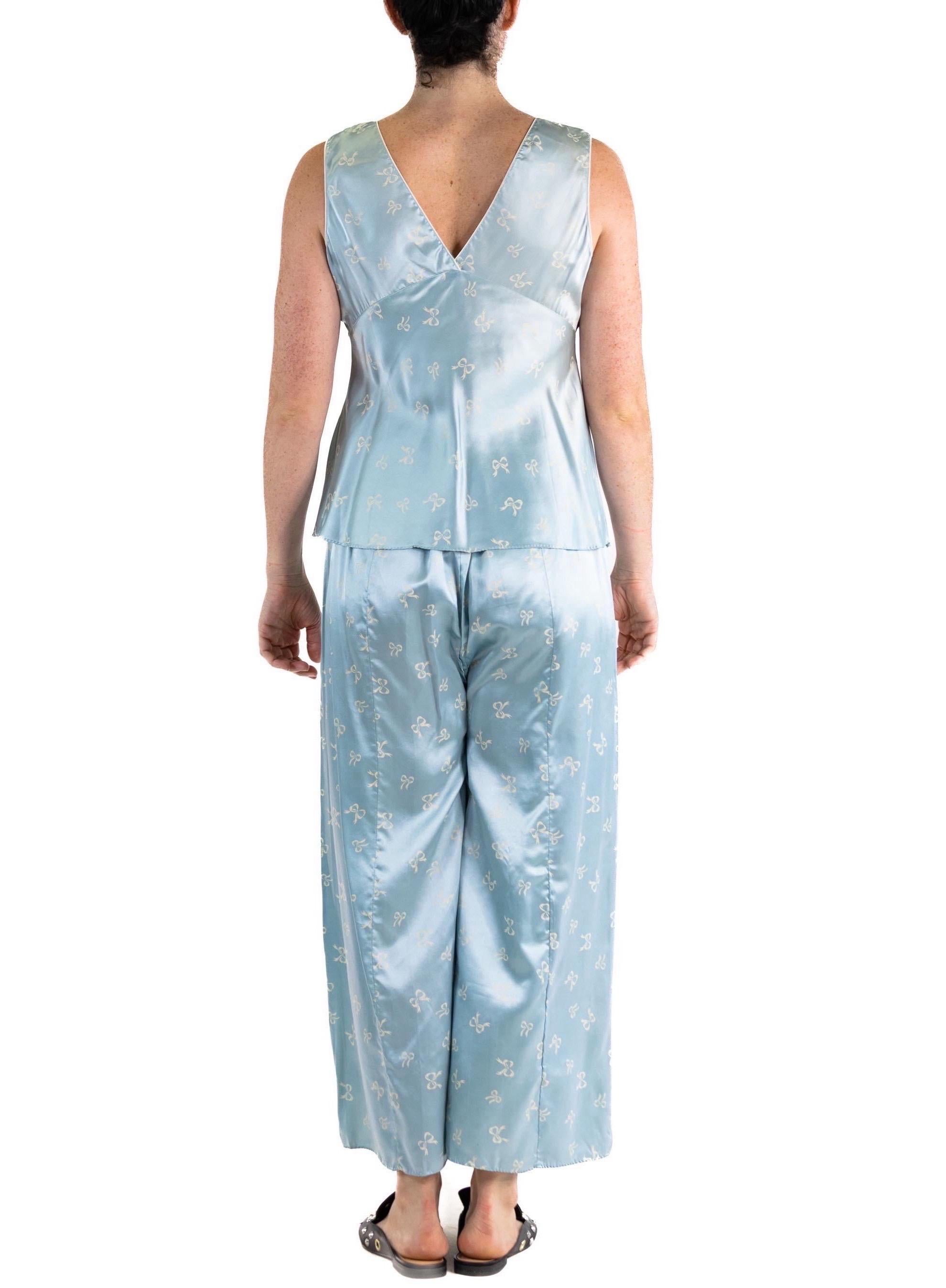 1940S Powdered Blue Rayon Satin Bow Print Pajamas For Sale 5