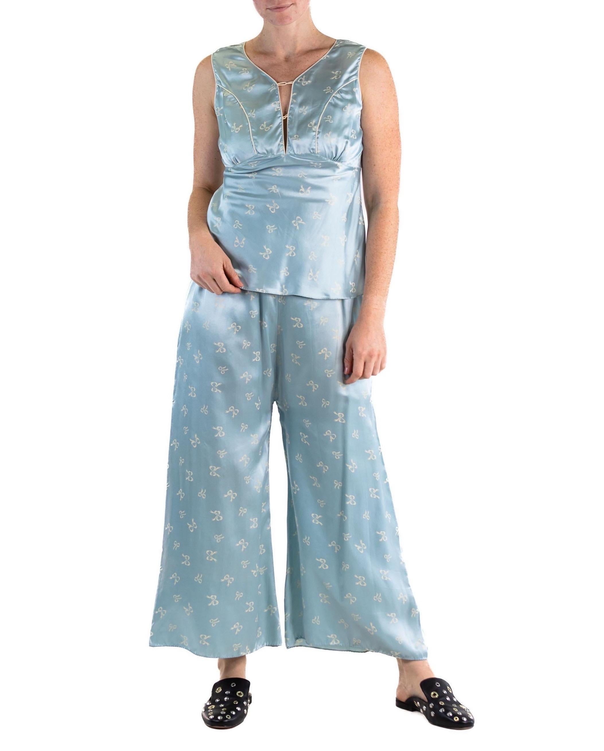 1940S Powdered Blue Rayon Satin Bow Print Pajamas For Sale 6