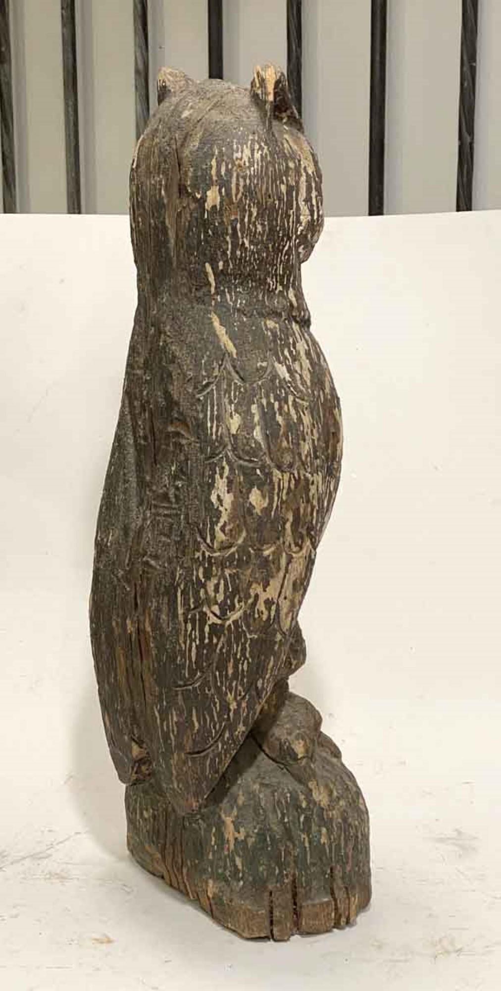 1940s Primitive Hand Carved Wood Owl Statue with Original Weathered Patina 3