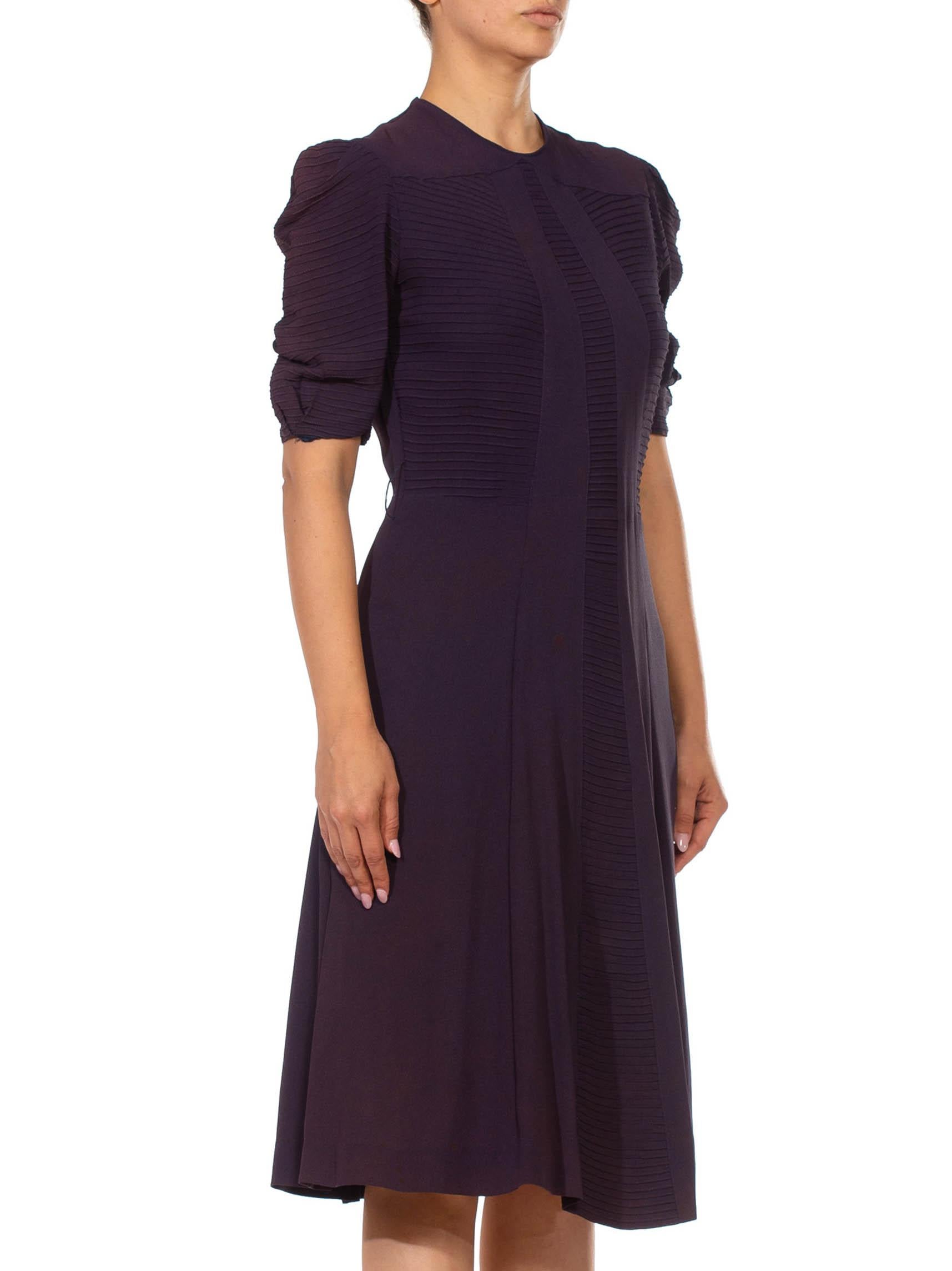 Women's 1940S Purple Rayon Blend Crepe Short Sleeve  Dress For Sale