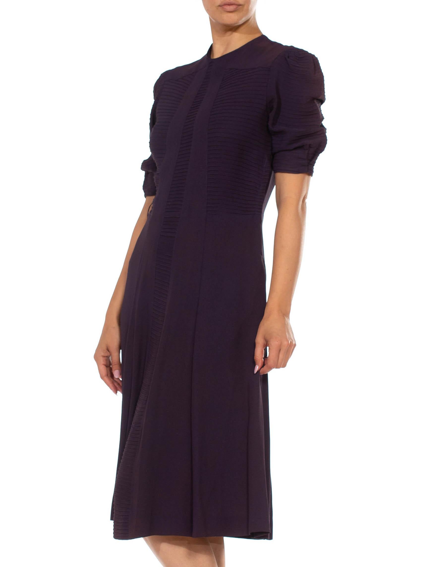 1940S Purple Rayon Blend Crepe Short Sleeve  Dress For Sale 5