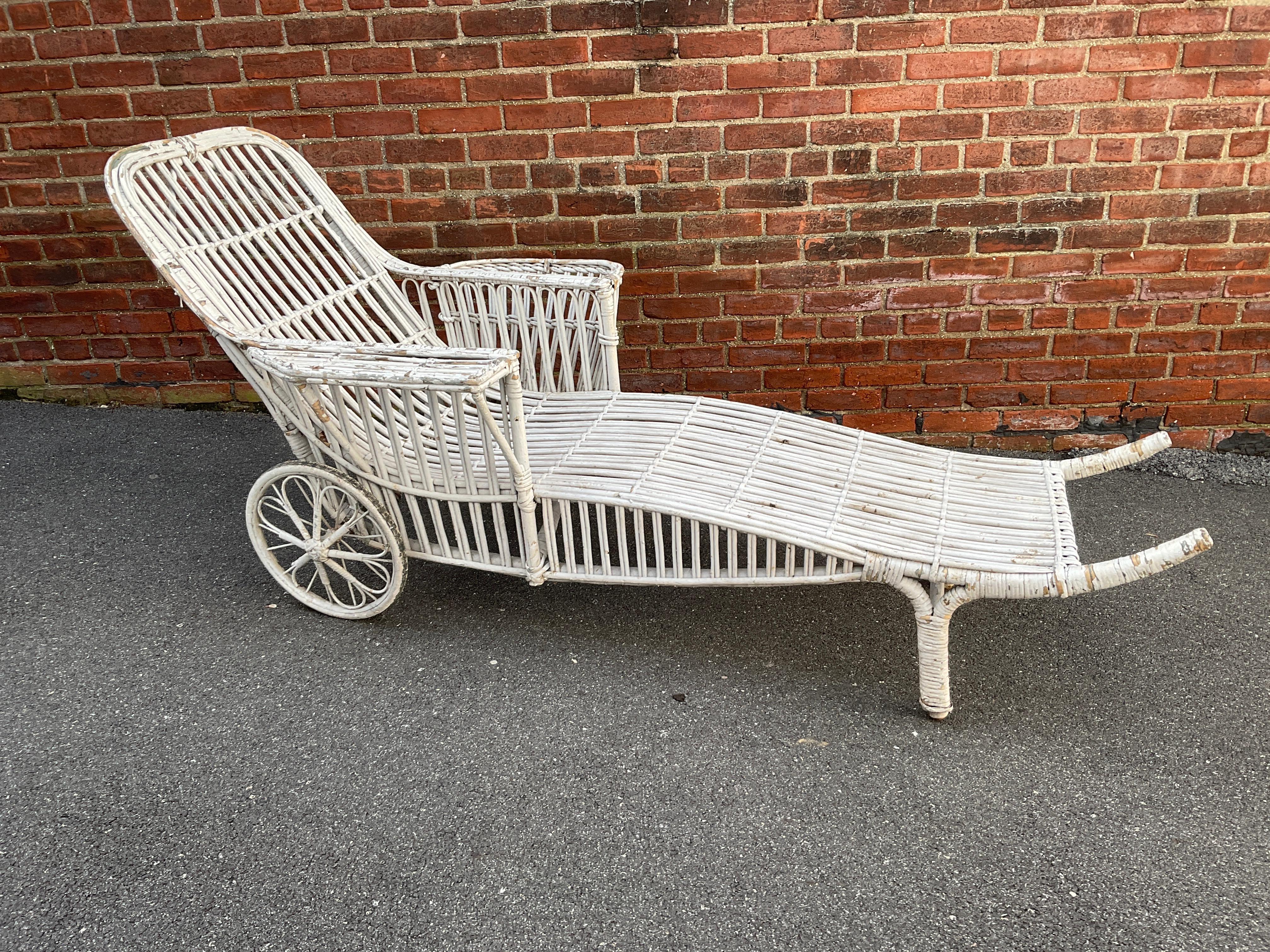 1940s Rattan Couch And Chaise Lounge For Sale 8