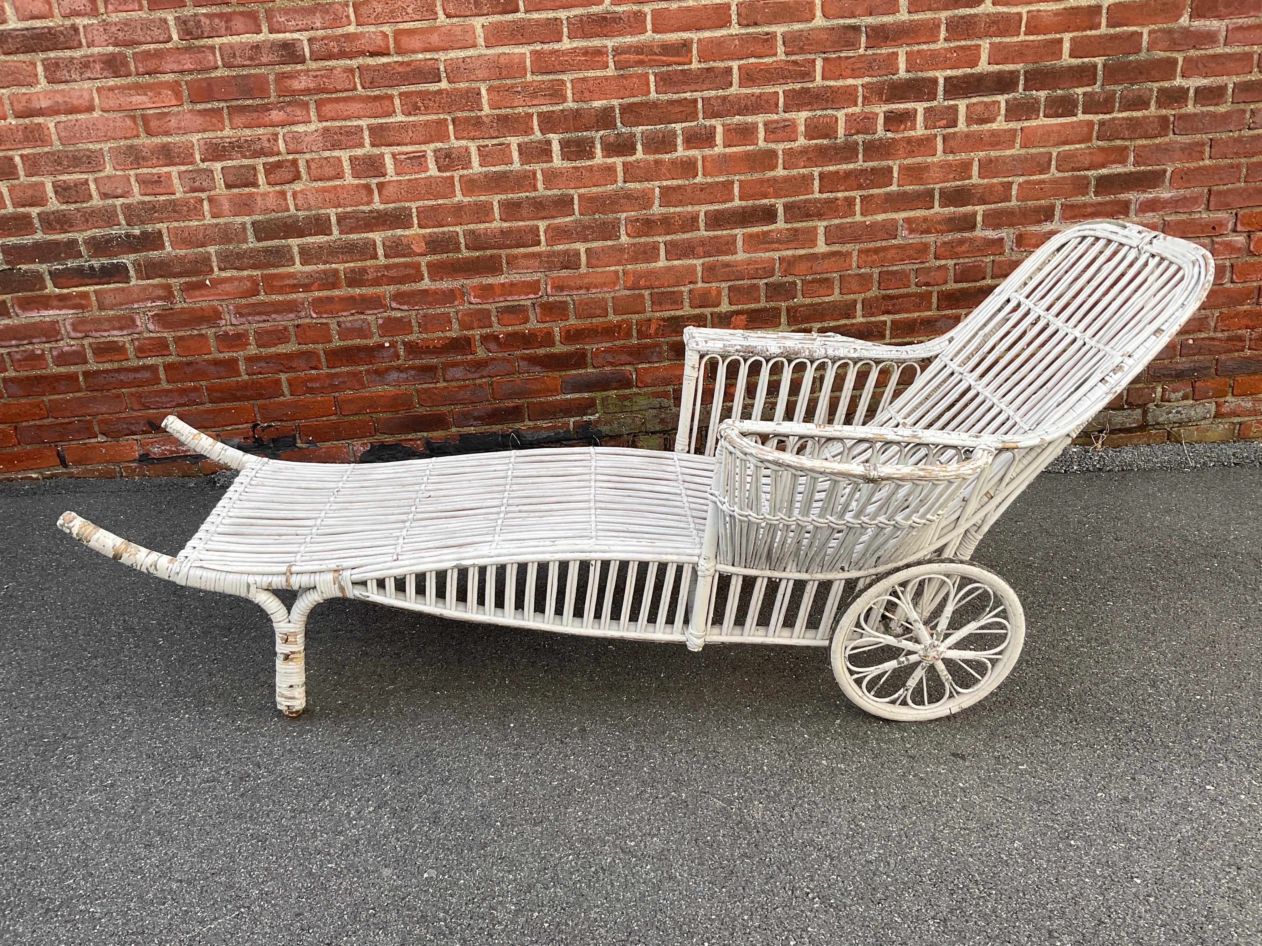 1940s Rattan Couch And Chaise Lounge For Sale 10