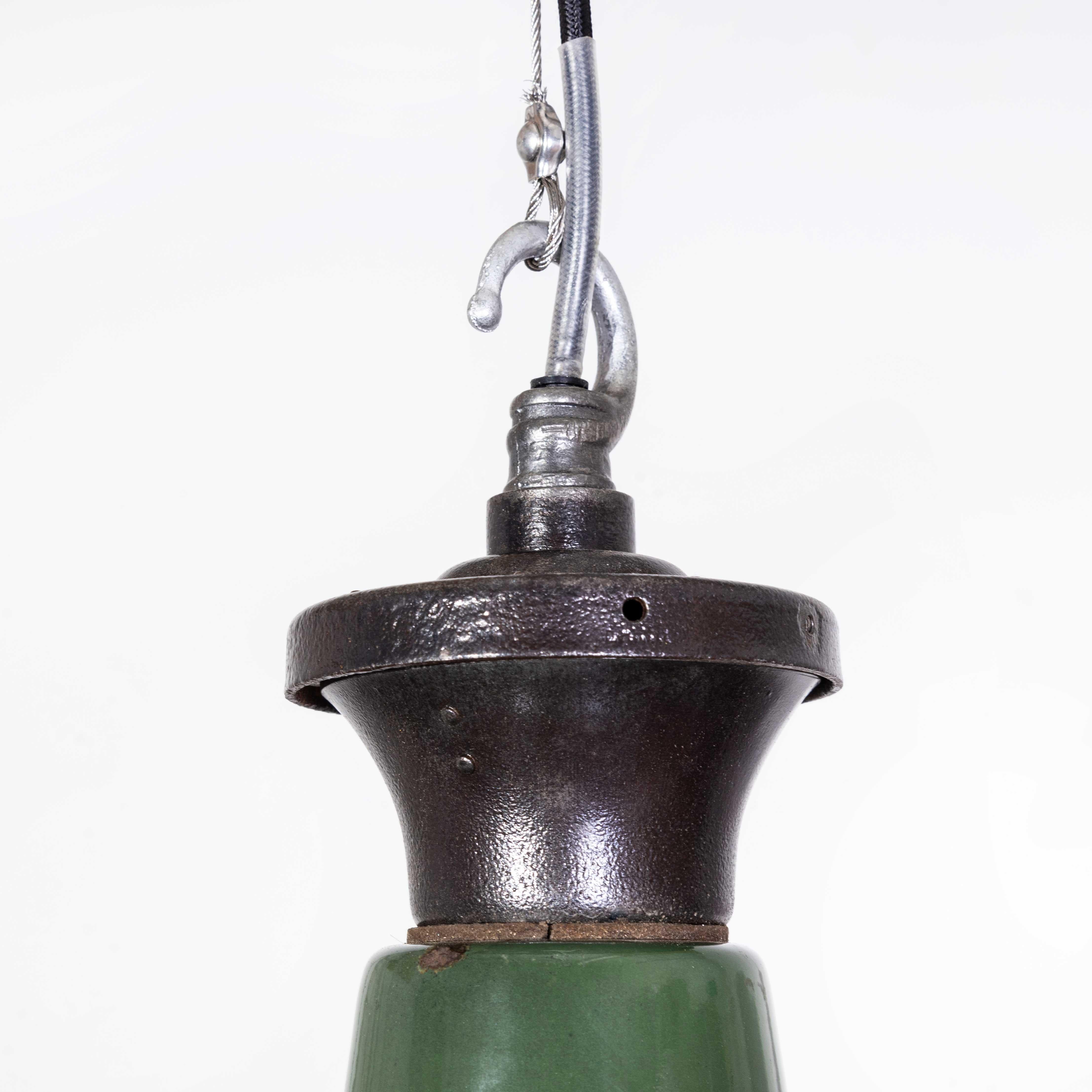 1940's Real Industrial Enamel Green Single Pendant Lamp - 16 Inch For Sale 4
