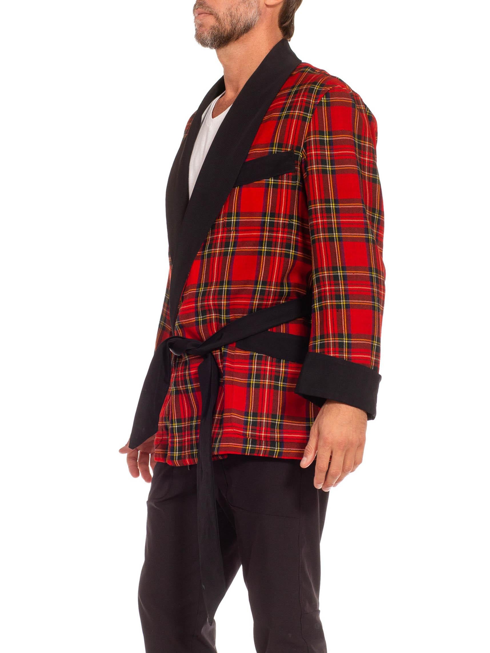 1940S Red & Black Wool Plaid Robe For Sale 1